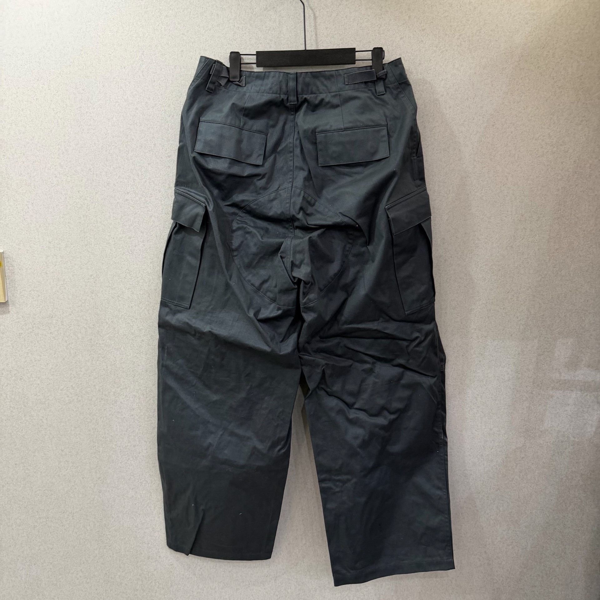 Balenciaga Balenciaga Cargo Casual Pants 32 Men Size US 32 / EU 48 - 2 Thumbnail