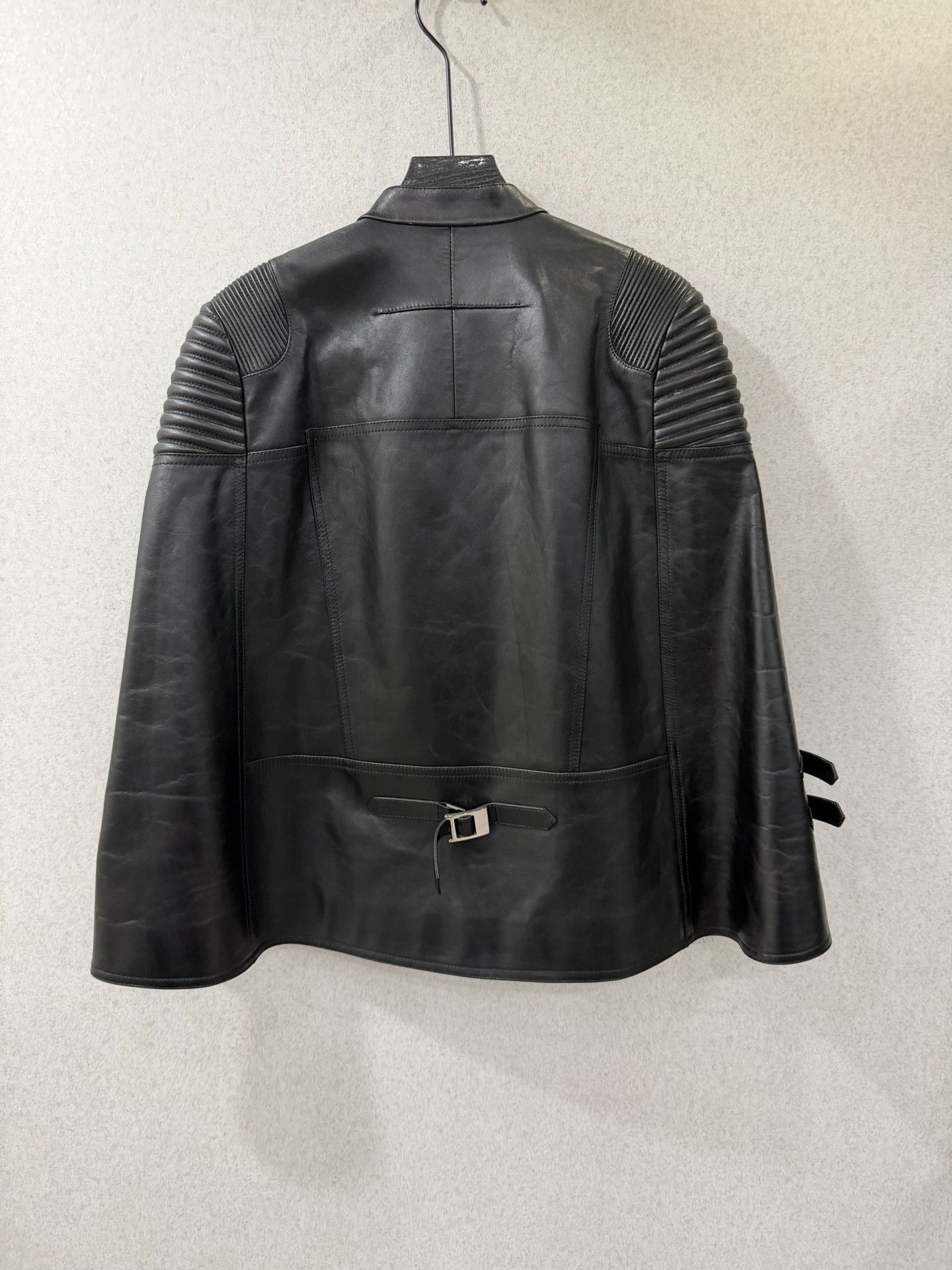 Givenchy Givenchy Jacket XS Women Size XS / US 0-2 / IT 36-38 - 2 Thumbnail