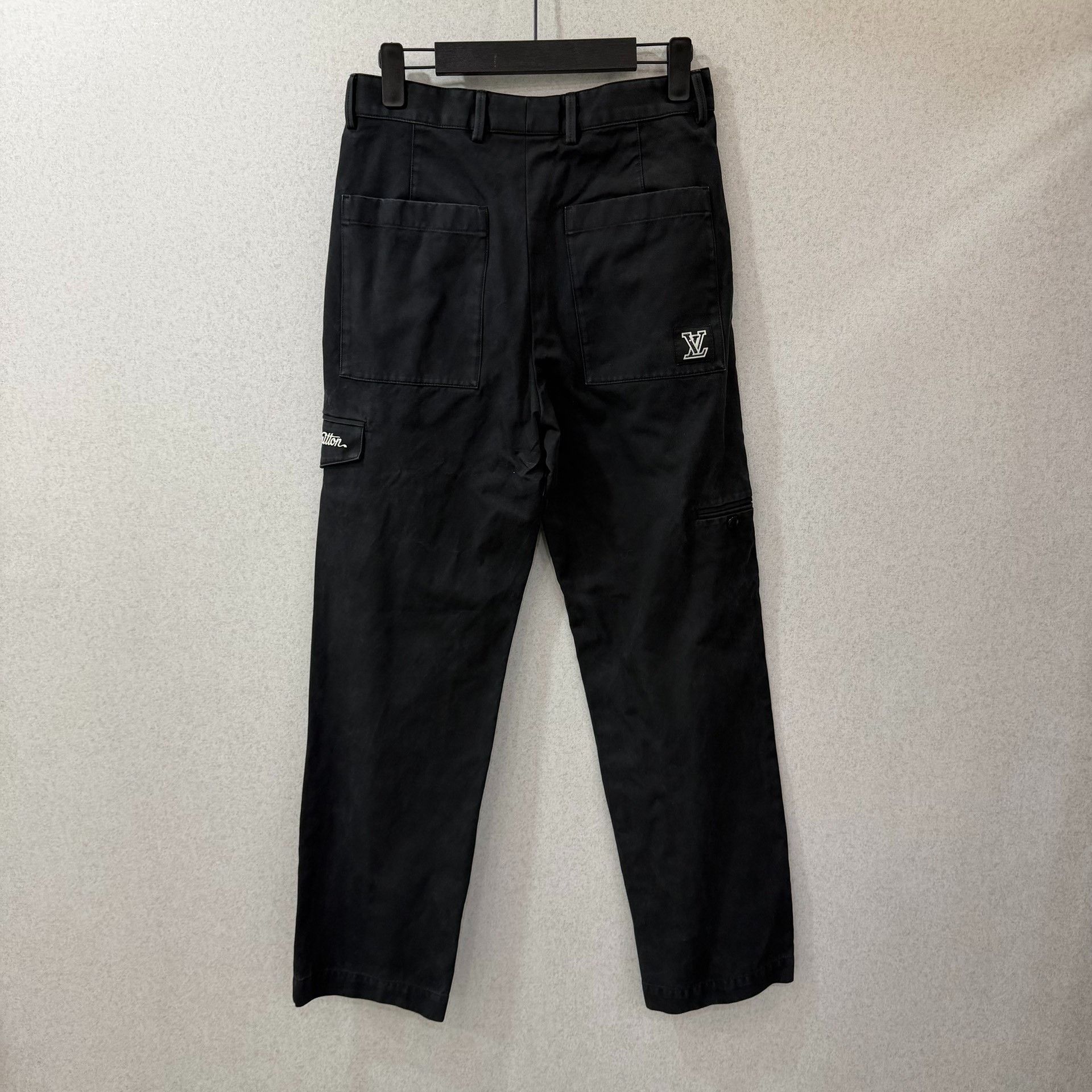 Louis Vuitton Louis Vuitton Casual Wool Casual Pants 34 Men Size US 34 / EU 50 - 2 Thumbnail