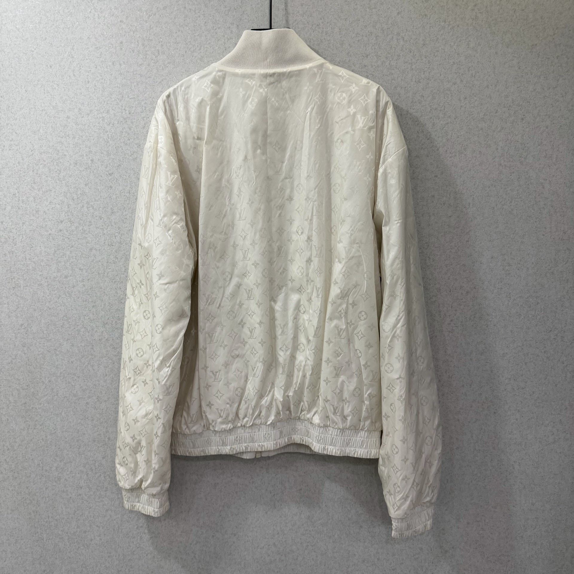 Louis Vuitton Louis Vuitton Jacket M Women Size M / US 6-8 / IT 42-44 - 2 Thumbnail