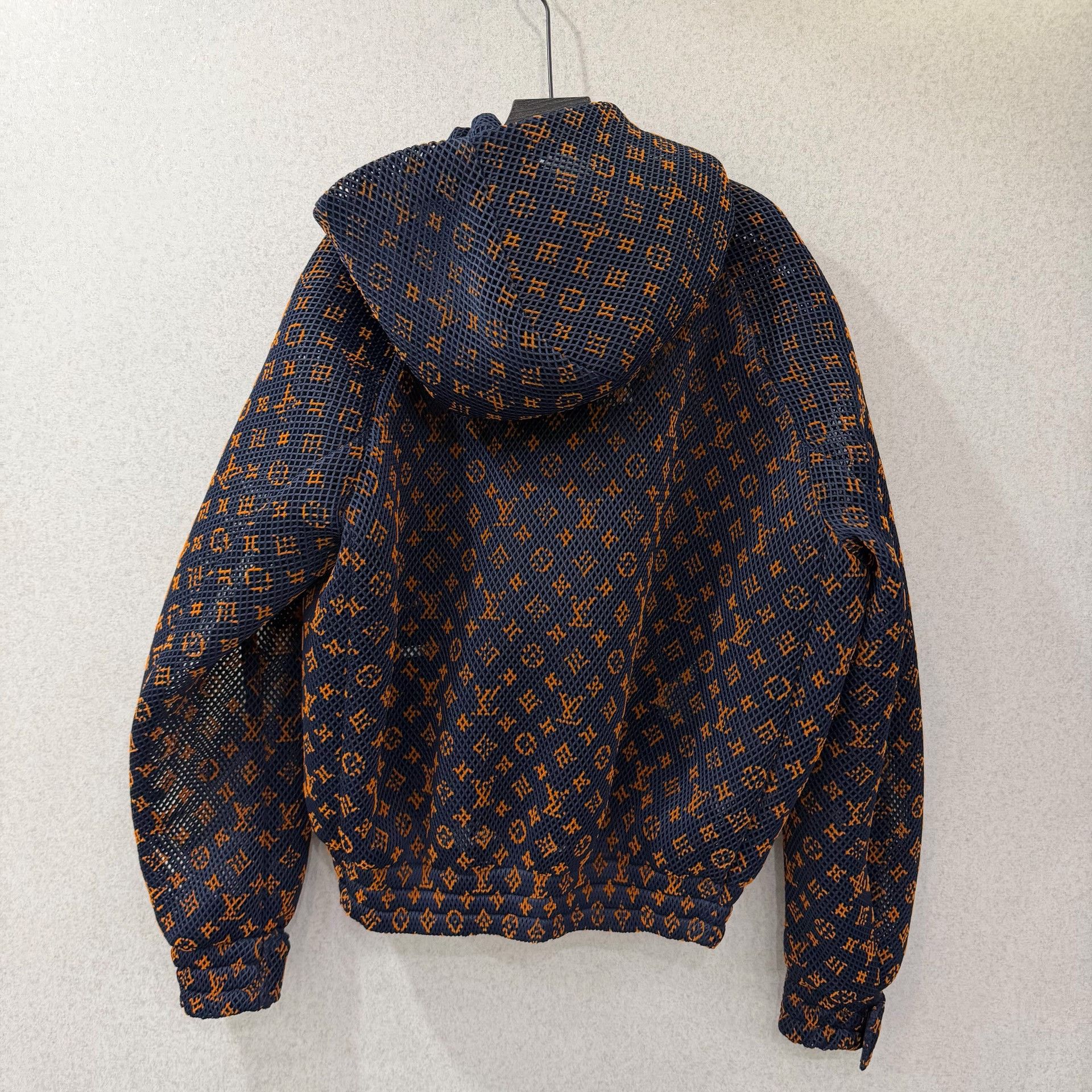 Louis Vuitton Louis Vuitton Tie-Dye Gradient Multi Jacket M Women Size M / US 6-8 / IT 42-44 - 2 Thumbnail