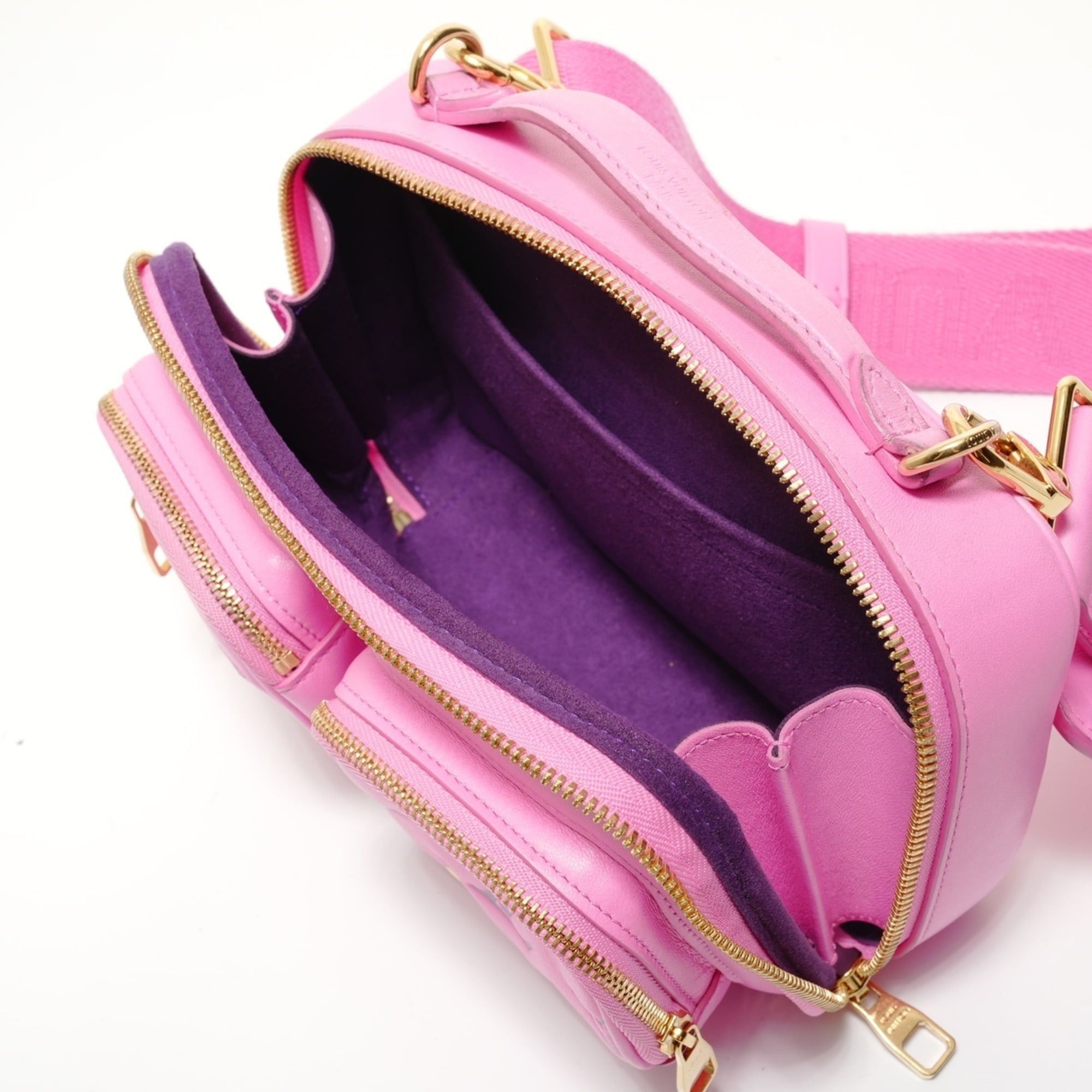 Louis Vuitton Louis Vuitton Utility Crossbody Shoulder Bag (2021-2025) - Pink Size ONE SIZE - 10 Thumbnail