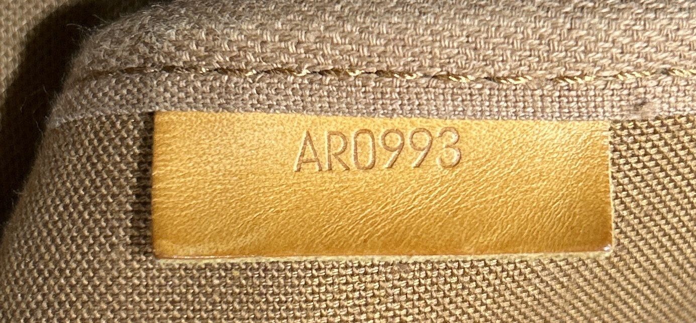 Louis Vuitton Saumur Handbag Size ONE SIZE - 8 Thumbnail