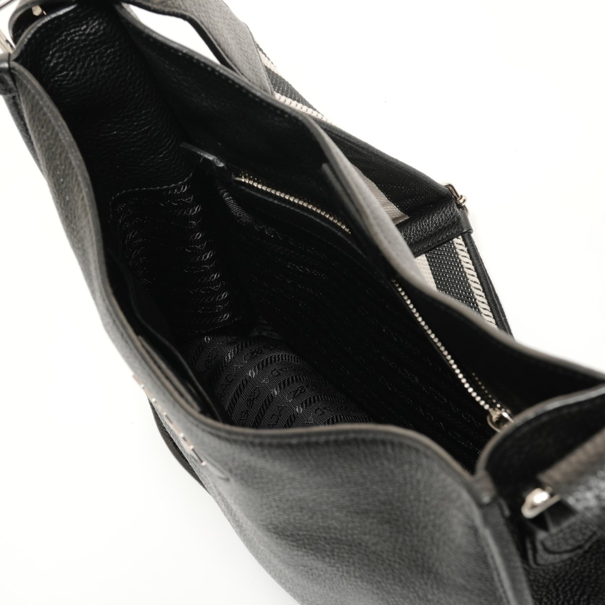 Prada Prada leather shoulder bag, black Size ONE SIZE - 11 Thumbnail