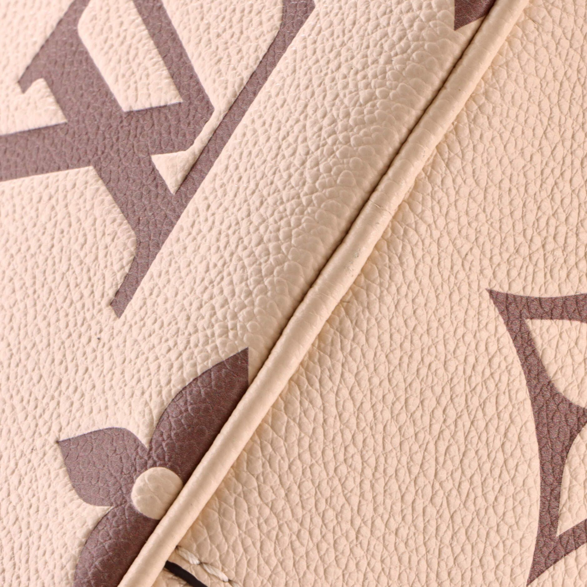 Louis Vuitton Vanity Handbag Size ONE SIZE - 6 Thumbnail