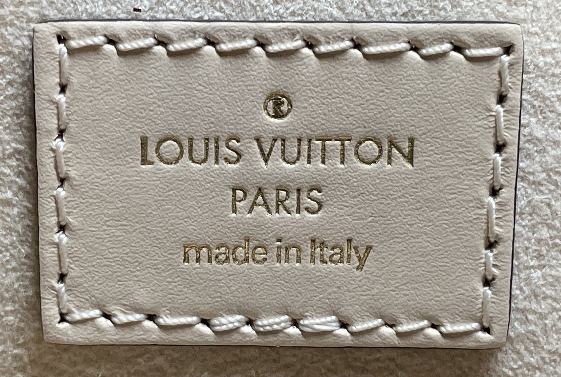 Louis Vuitton Vanity Handbag Size ONE SIZE - 9 Thumbnail