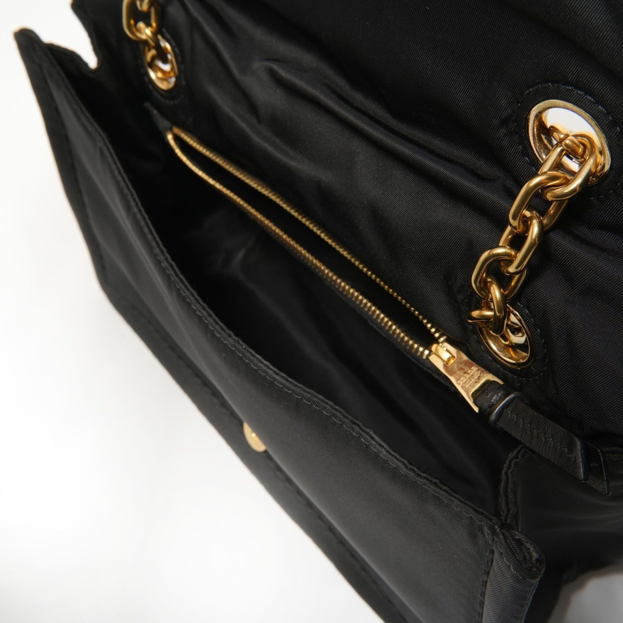 Prada Prada nylon chain shoulder bag, black. Size ONE SIZE - 10 Thumbnail