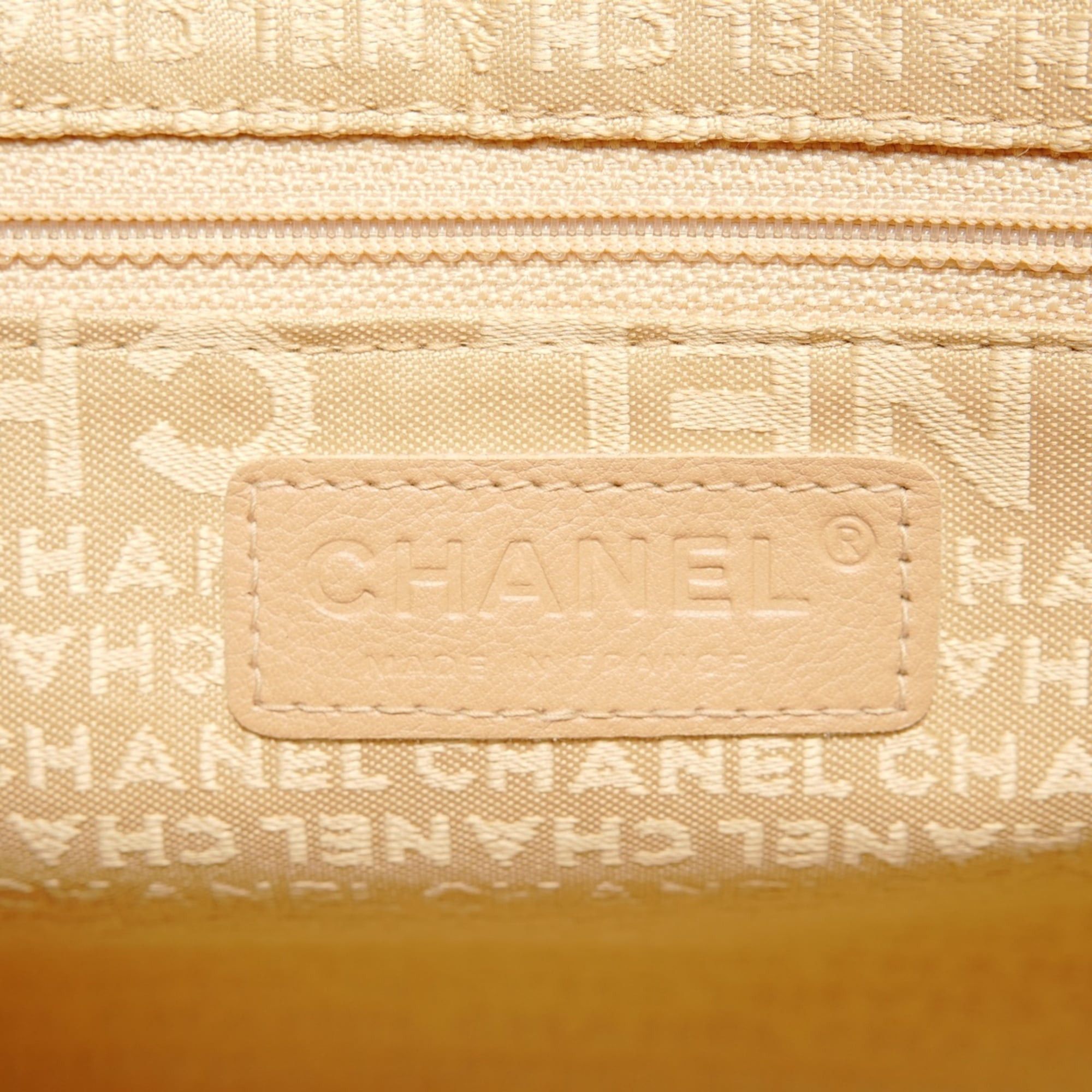 Chanel Chanel Chocolate Bar Handbag, Khaki Size ONE SIZE - 9 Thumbnail