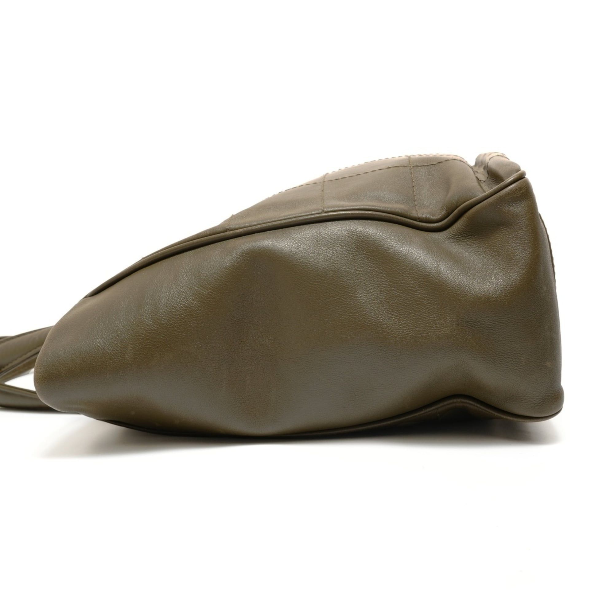 Chanel Chanel Chocolate Bar Handbag, Khaki Size ONE SIZE - 3 Thumbnail