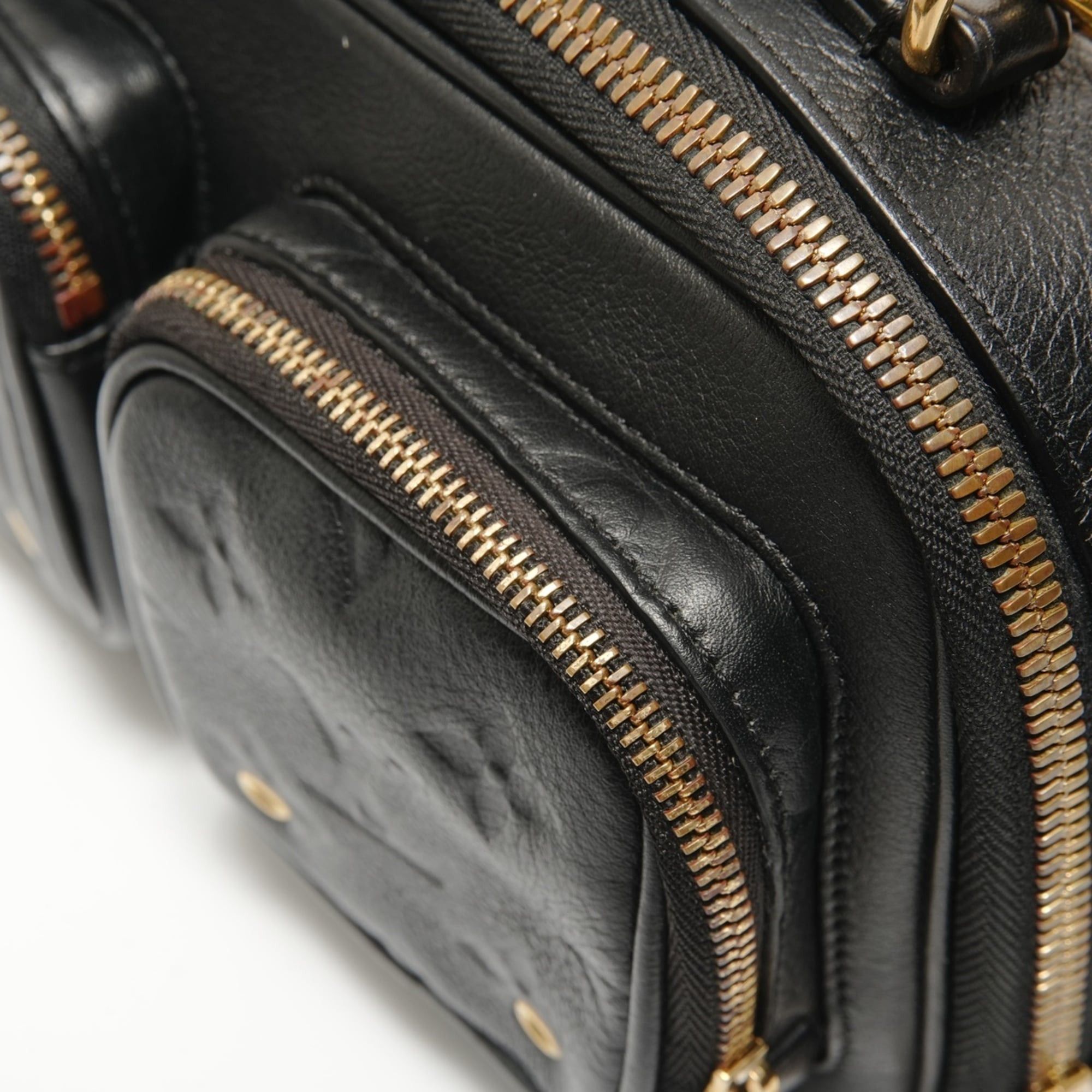 Louis Vuitton Louis Vuitton Utility Crossbody 2021-2025 Shoulder Bag, Black Size ONE SIZE - 13 Thumbnail