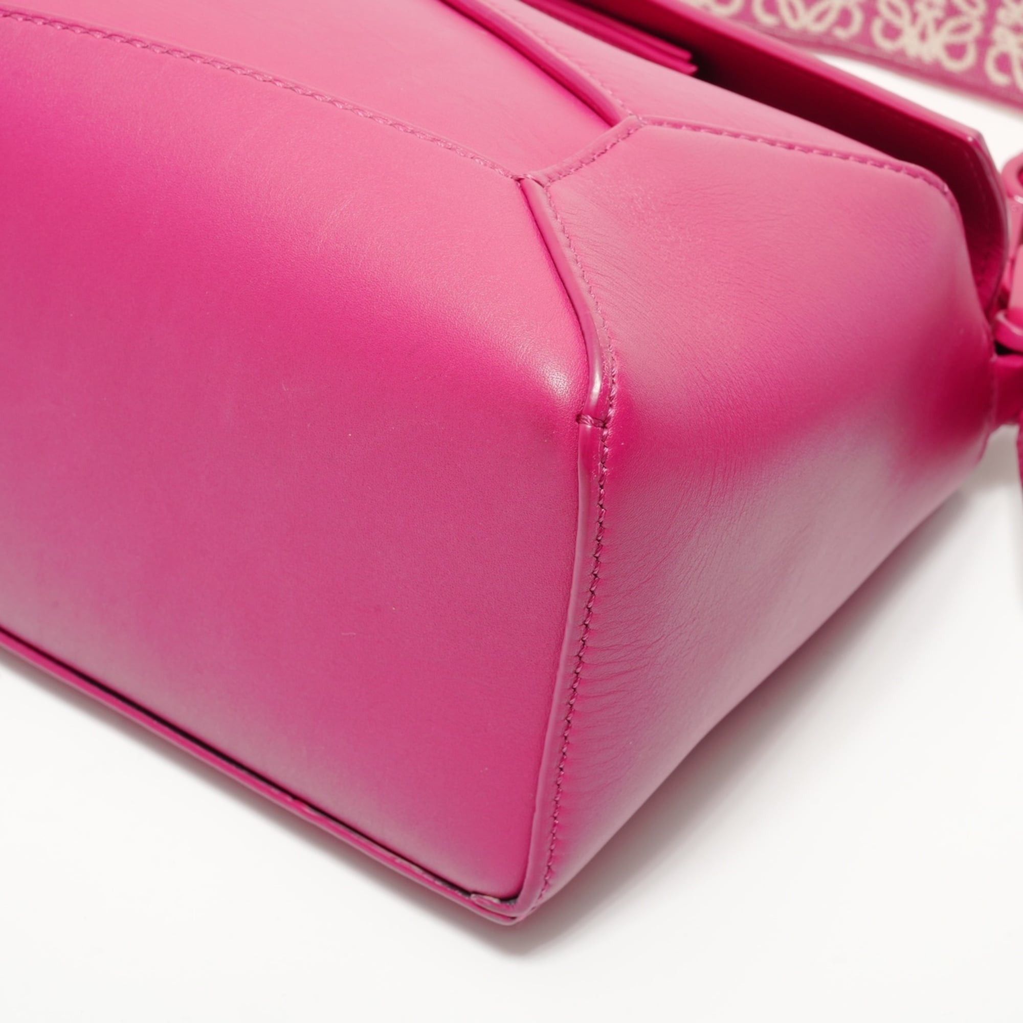 Loewe Loewe Puzzle Edge 2-way Leather Shoulder Bag, Pink Size ONE SIZE - 6 Thumbnail