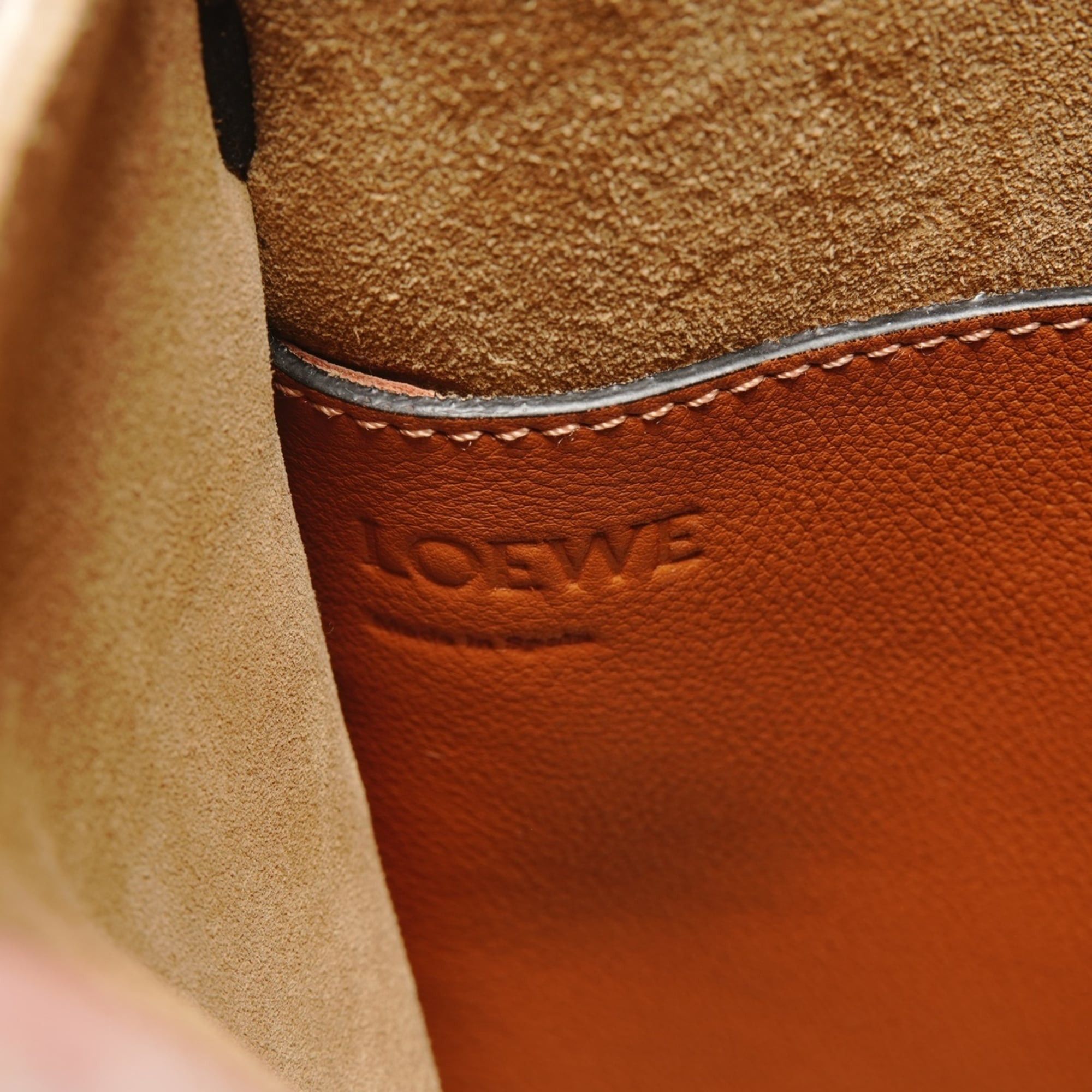 Loewe Loewe Gate Bucket Anagram Leather Shoulder Bag, Brown Size ONE SIZE - 9 Thumbnail