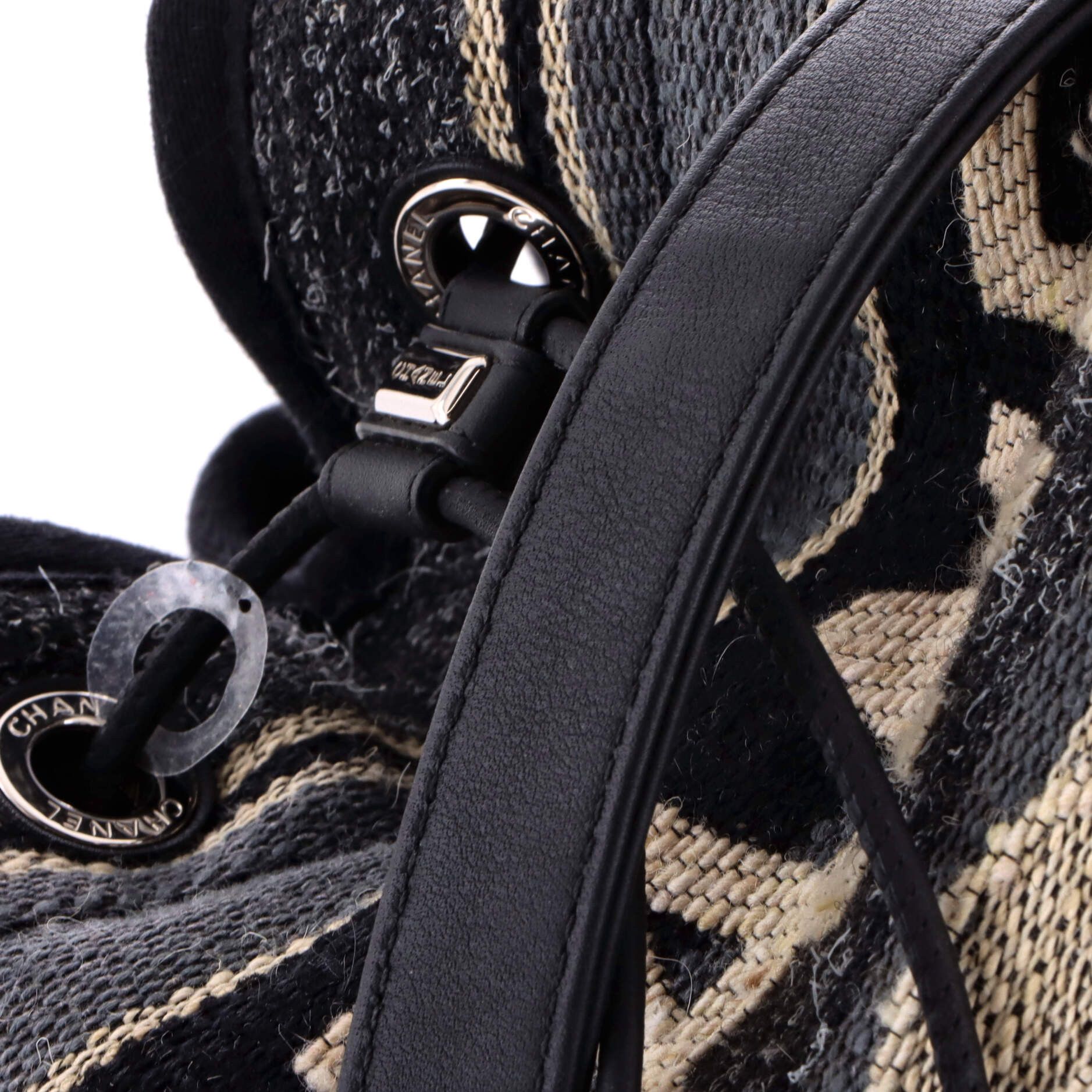Chanel Deauville Drawstring Bucket Bag Size ONE SIZE - 7 Thumbnail