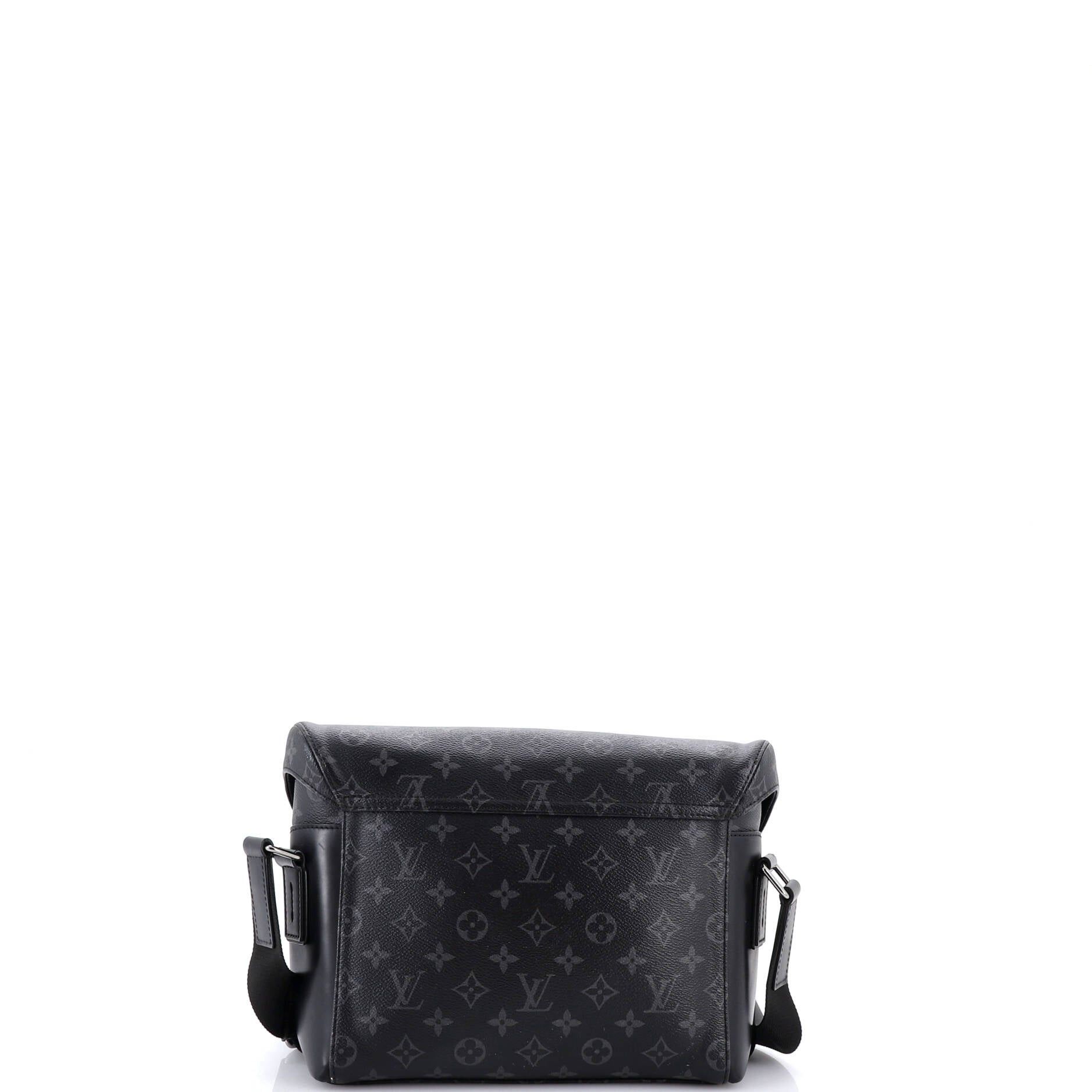 Louis Vuitton Voyager Messenger Bag Size ONE SIZE - 3 Thumbnail