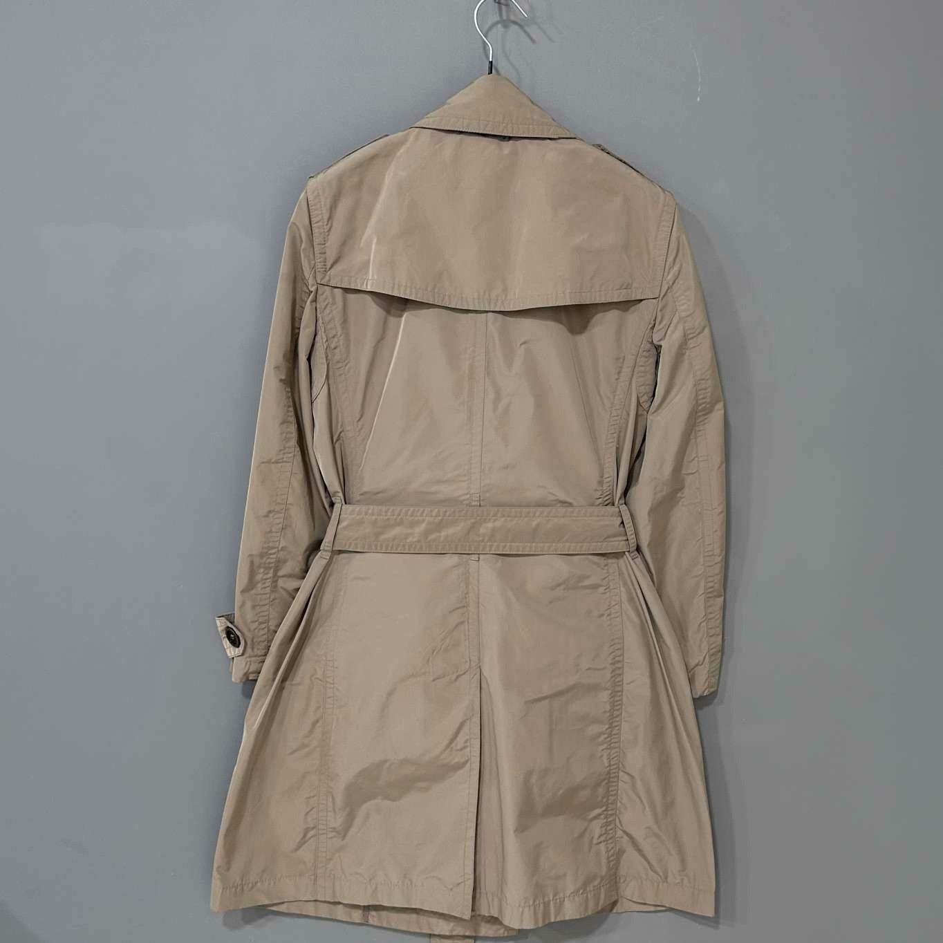Burberry Burberry Nylon Coat XL Women Size XL / US 12-14 / IT 48-50 - 3 Thumbnail