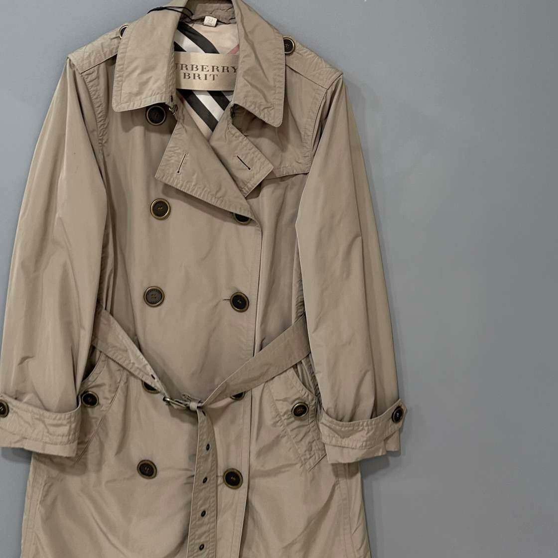 Burberry Burberry Nylon Coat XL Women Size XL / US 12-14 / IT 48-50 - 2 Thumbnail