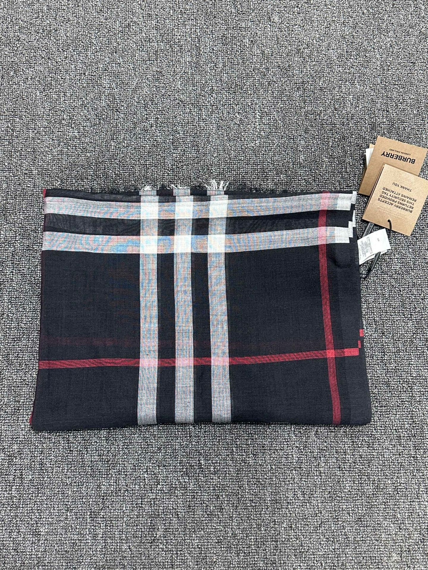 Burberry Burberry Wool Plaid Scarf one size Men Size ONE SIZE - 2 Thumbnail