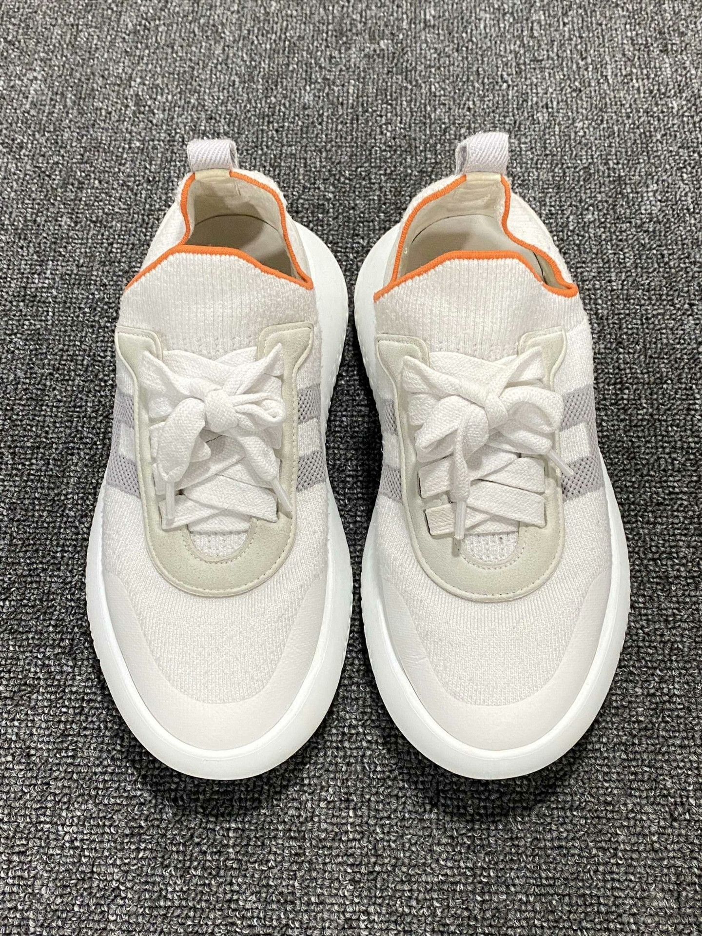 Hermes Hermes Mesh White Lowtop Sneakers us_5 Women Size US 5 / IT 35 - 2 Thumbnail
