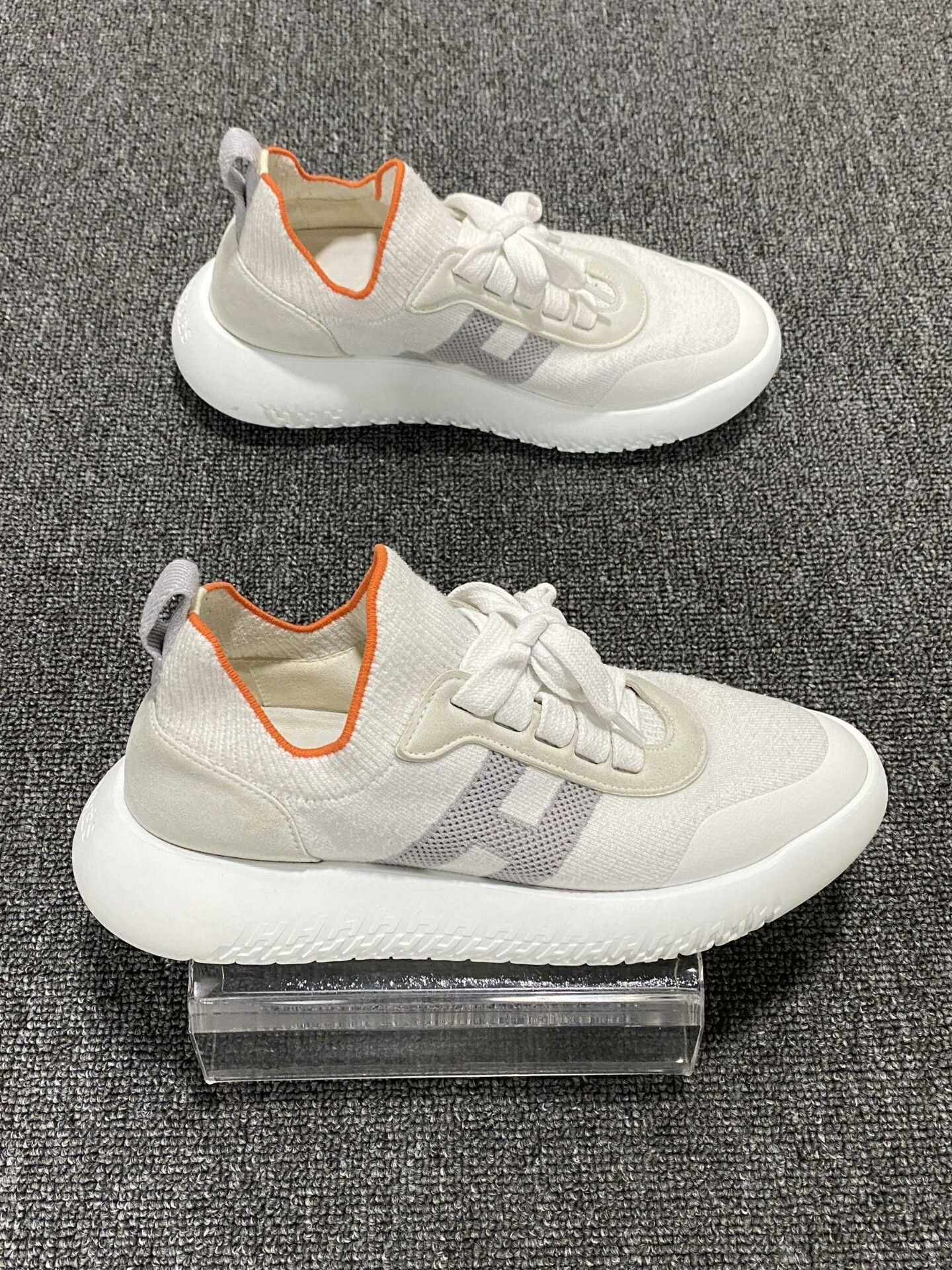 Hermes Hermes Mesh White Lowtop Sneakers us_5 Women Size US 5 / IT 35 - 4 Thumbnail