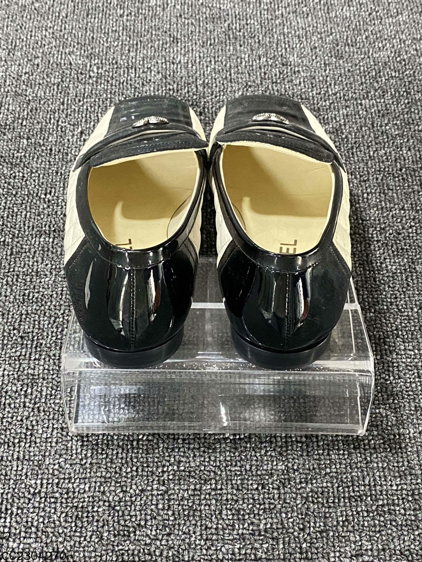 Chanel Chanel Black Lowtop Sneakers us_6 Women Size US 6 / IT 36 - 5 Thumbnail