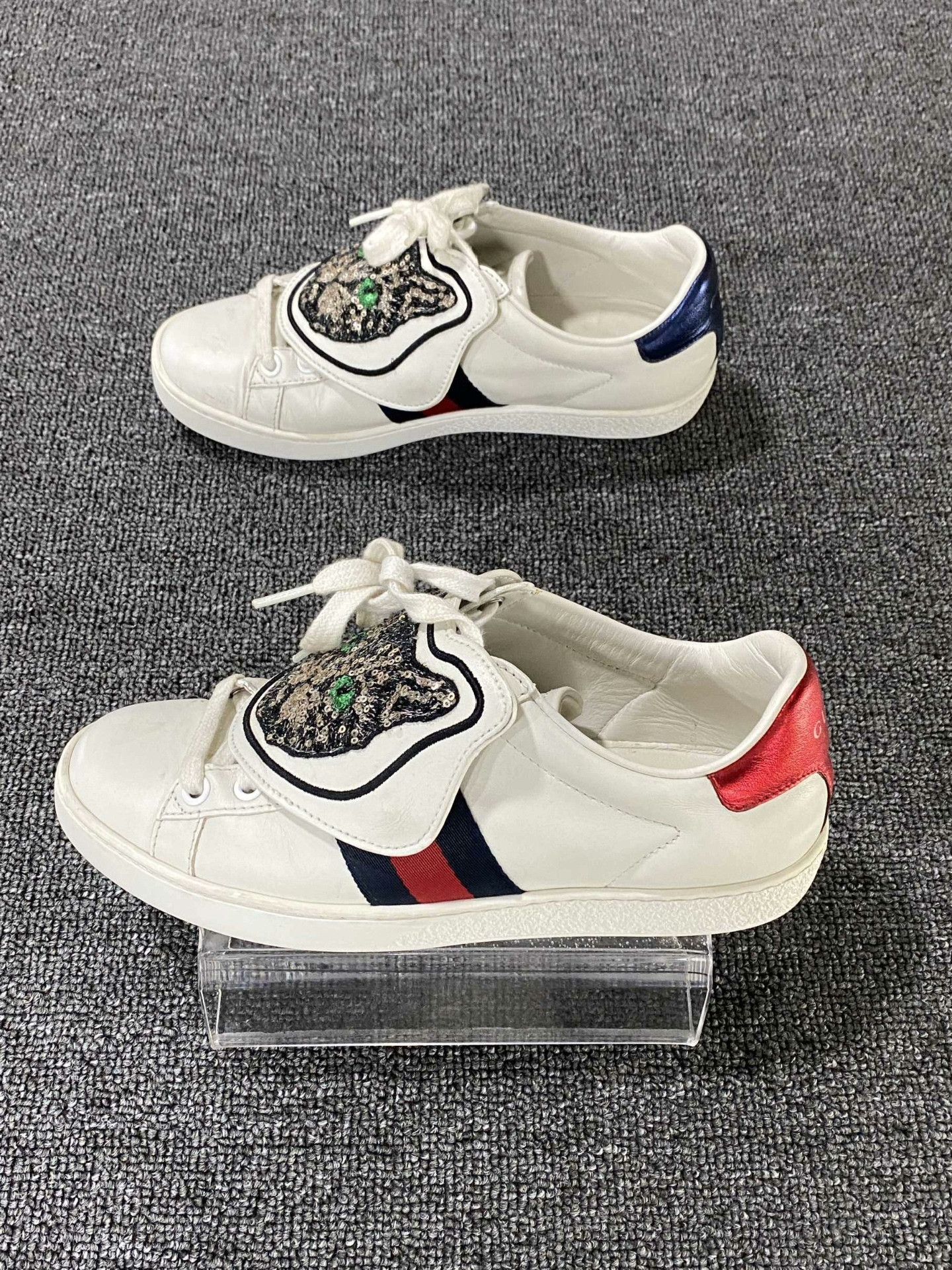 Gucci Gucci White Lowtop Sneakers us_5 Women Size US 5 / IT 35 - 4 Thumbnail
