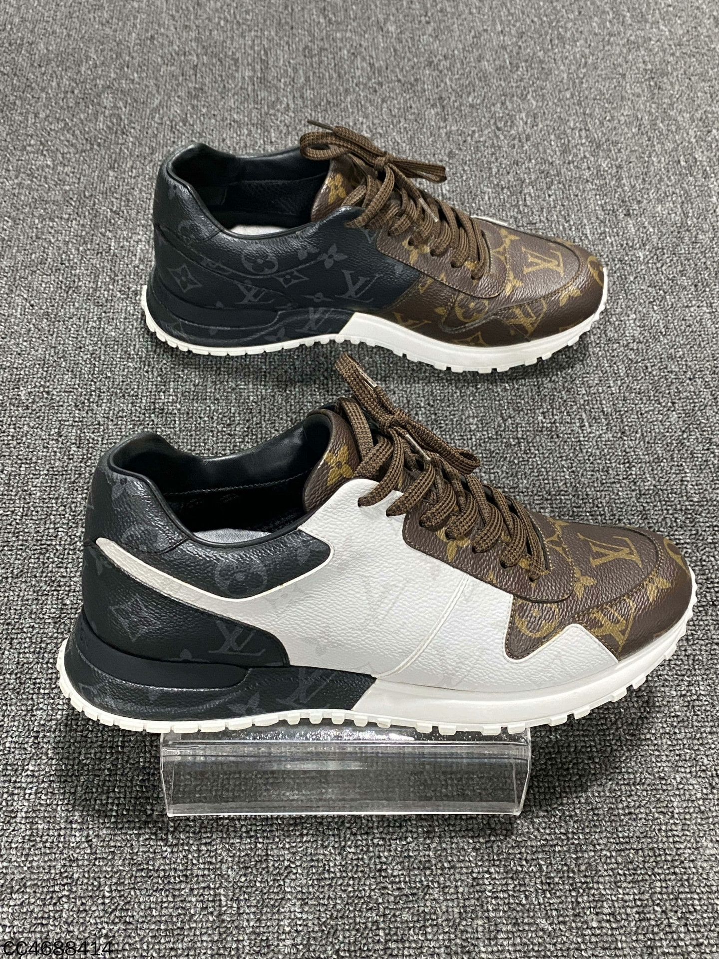 Louis Vuitton Louis Vuitton Retro Black Lowtop Sneakers 7.5 Men Size US 7.5 / EU 40-41 - 6 Thumbnail