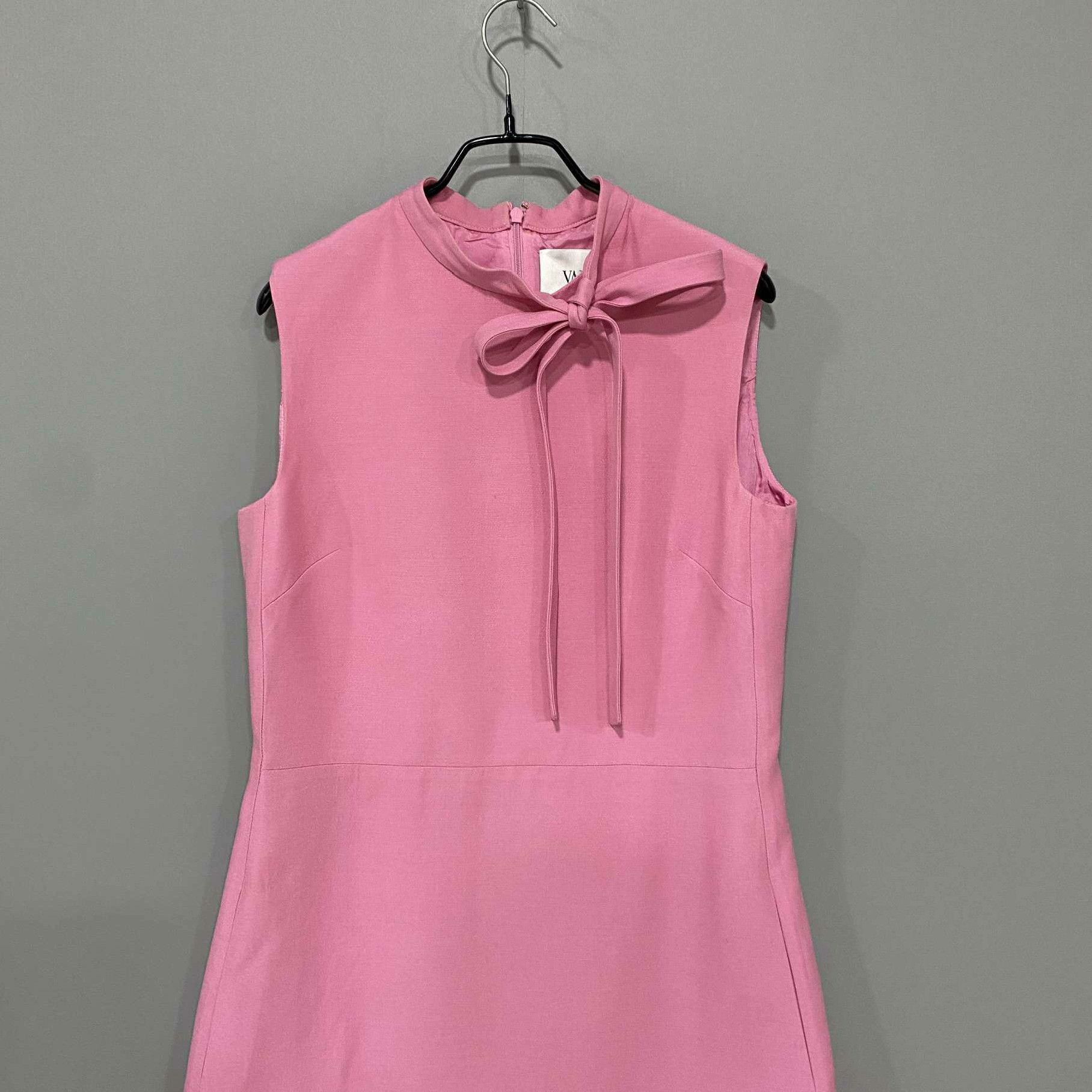 Valentino Valentino Pink T-Shirt M Women Size M / US 6-8 / IT 42-44 - 2 Thumbnail