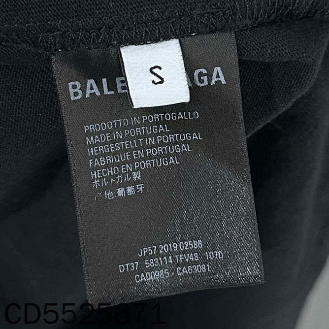 Balenciaga Balenciaga Retro T-Shirt s Men Size US S / EU 44-46 / 1 - 5 Thumbnail