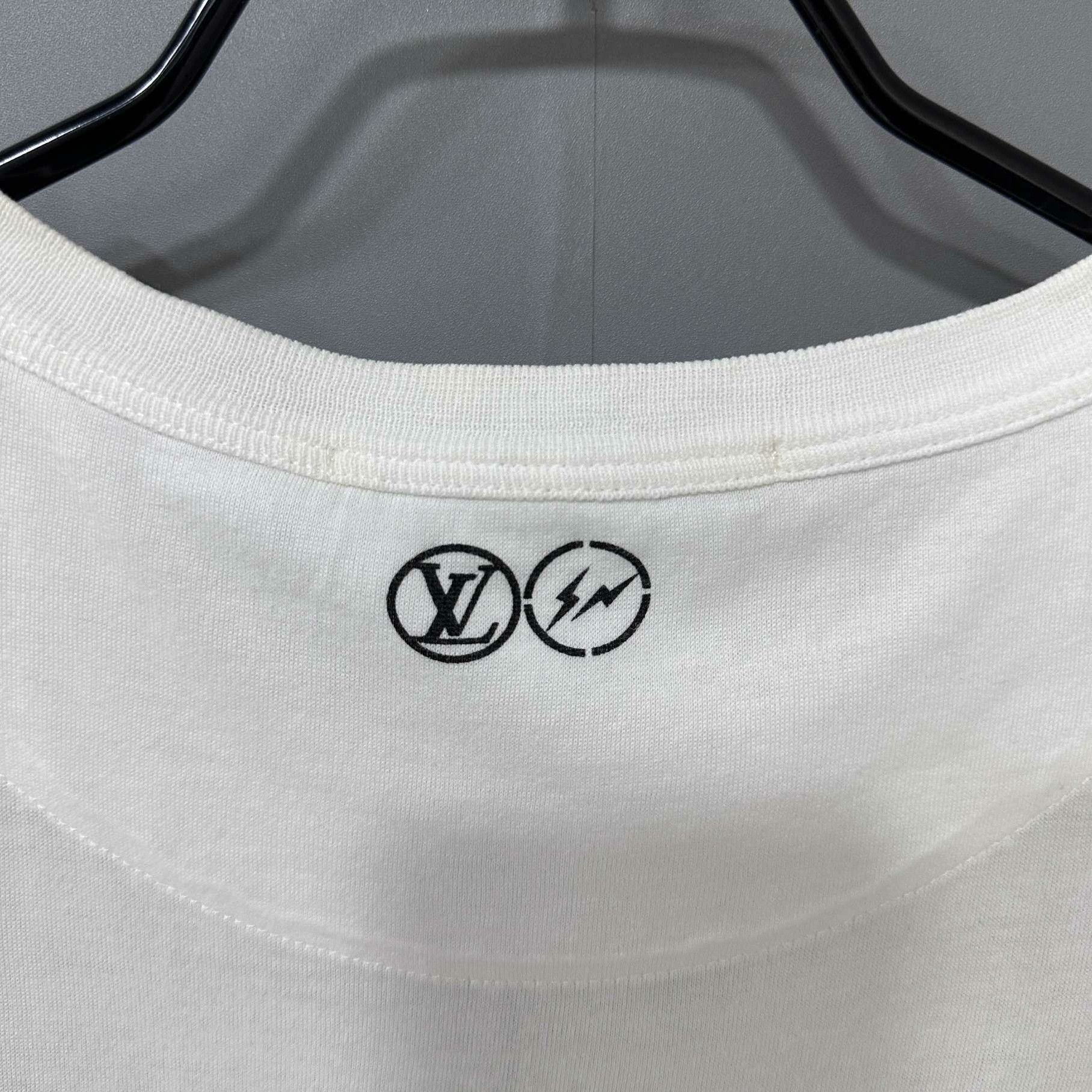Louis Vuitton Louis Vuitton Collab White T-Shirt s Men Size US S / EU 44-46 / 1 - 5 Thumbnail