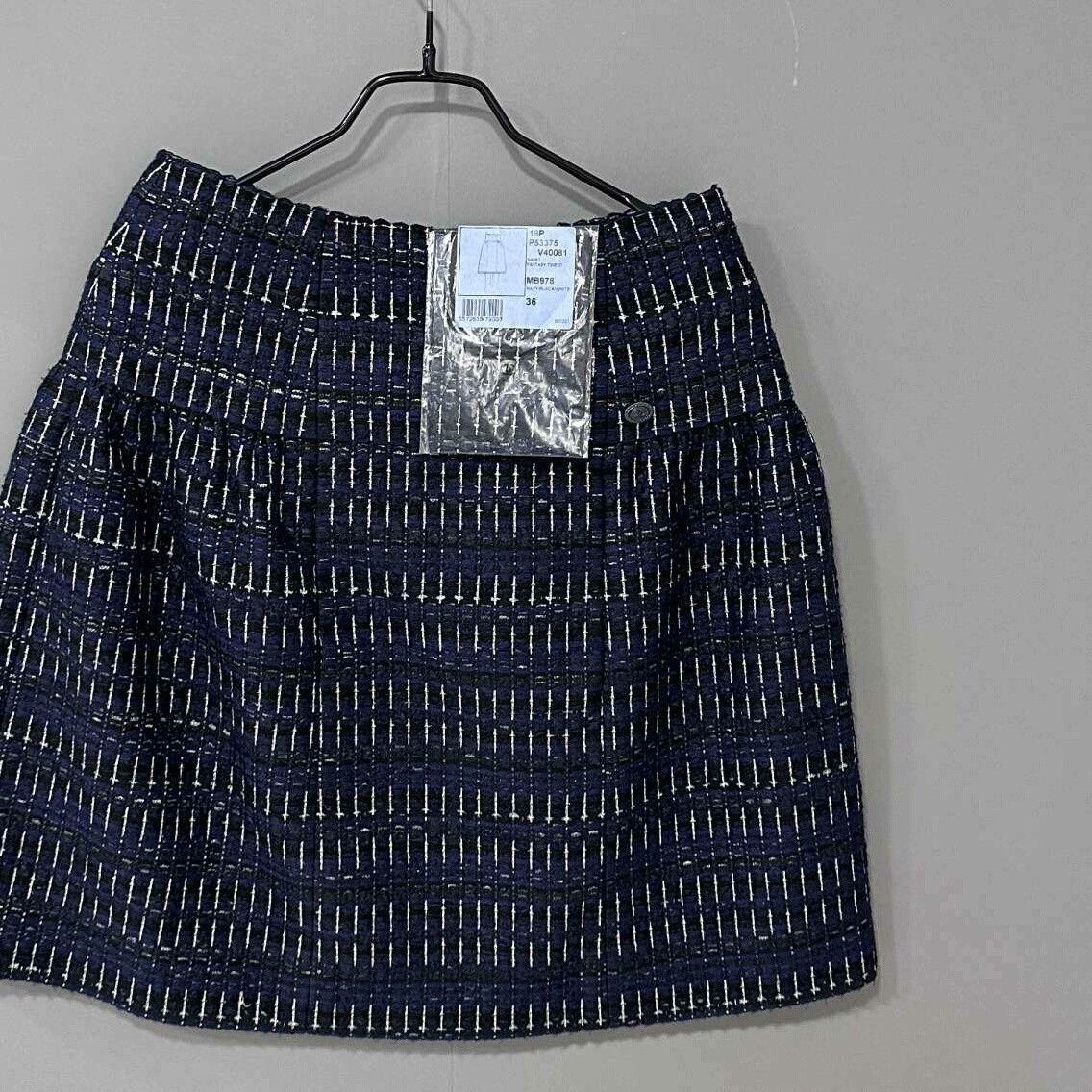 Chanel Chanel Blue Skirt 28 Women Size 28" / US 6 / IT 42 - 2 Thumbnail