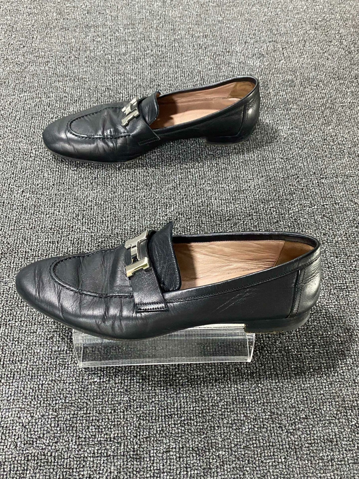 Hermes Hermes Black Lowtop Sneakers us_9 Women Size US 9 / IT 39 - 3 Thumbnail