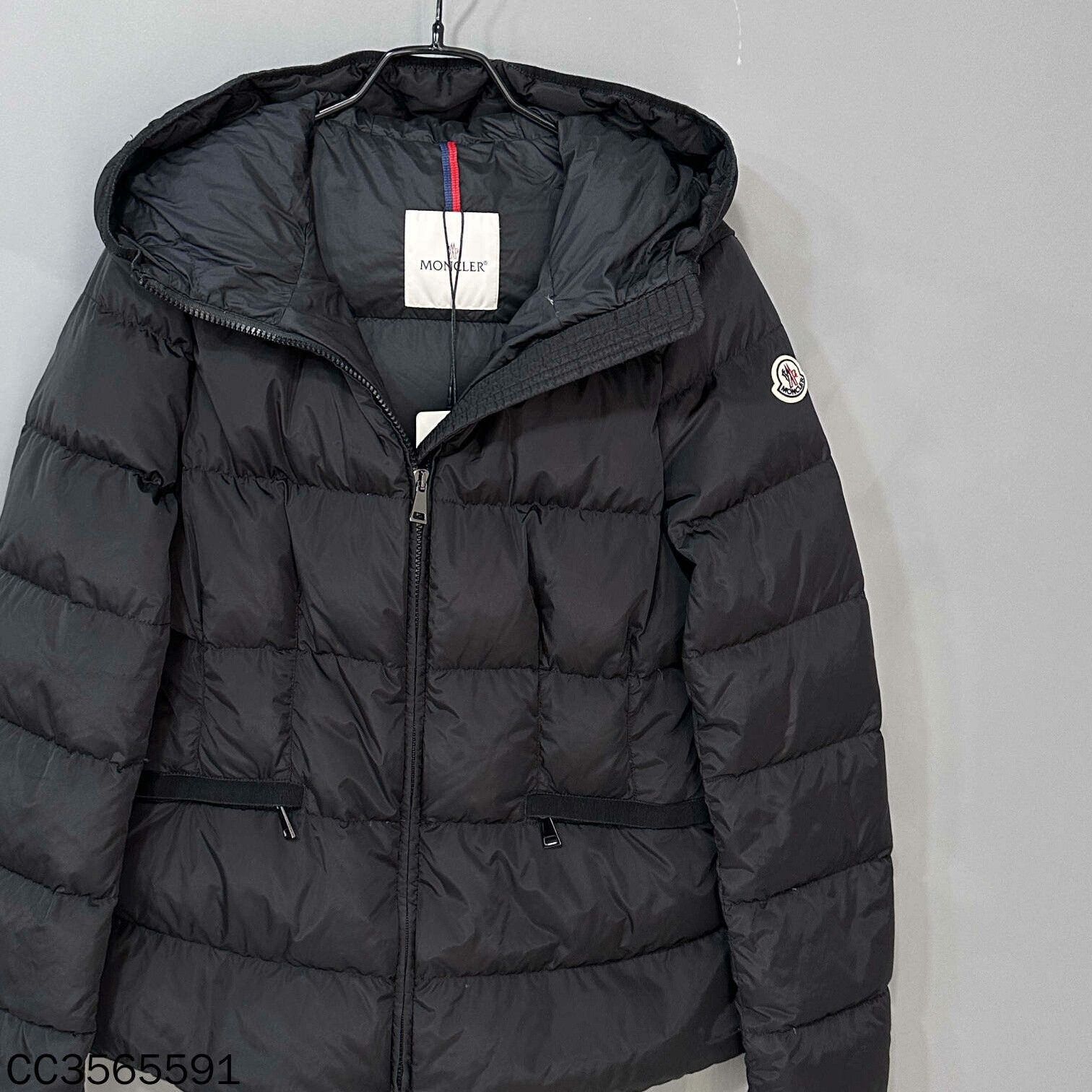 Moncler Moncler Down Black Down Jacket L Women Size L / US 10 / IT 46 - 2 Thumbnail