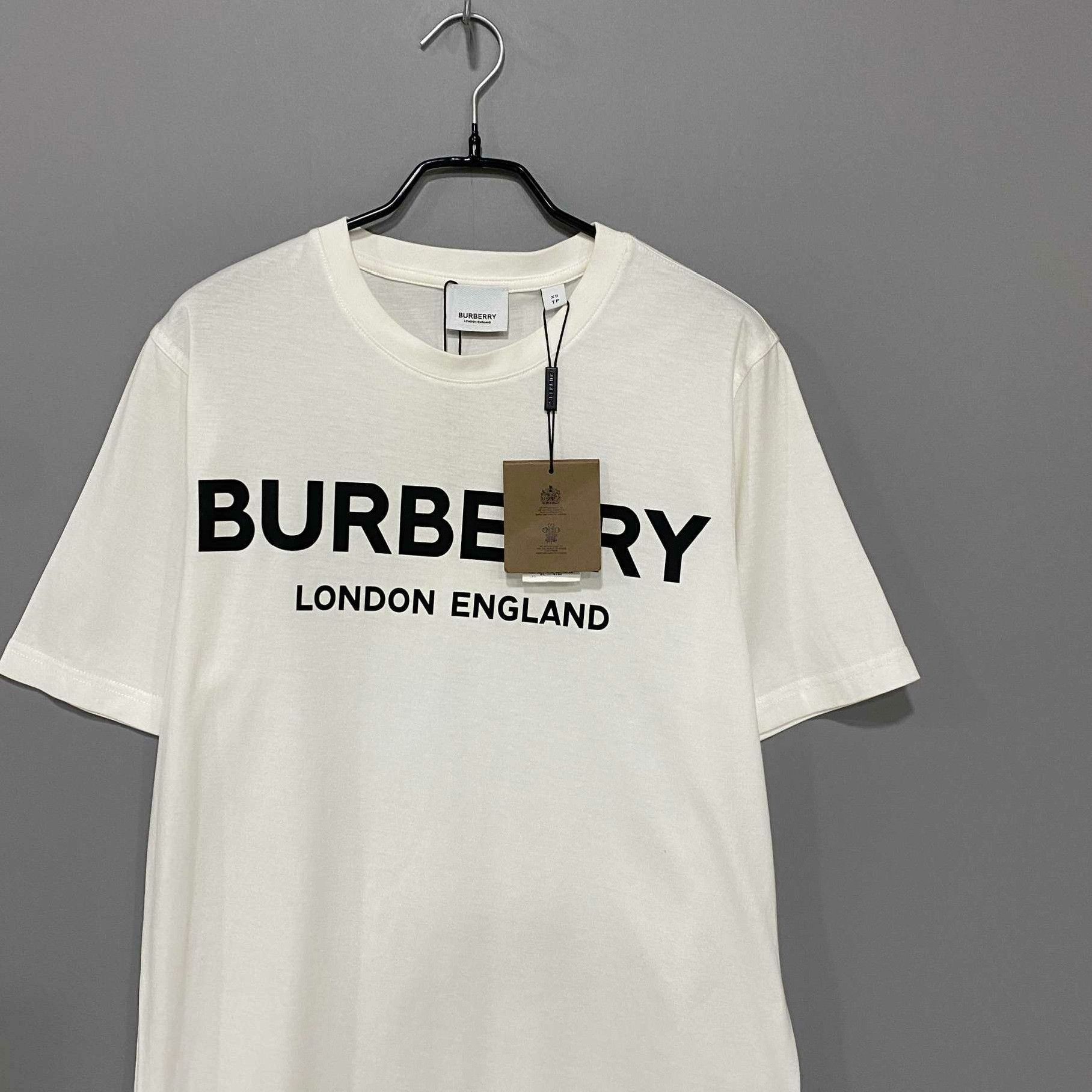 Burberry Burberry Retro White T-Shirt XS Women Size XS / US 0-2 / IT 36-38 - 2 Thumbnail