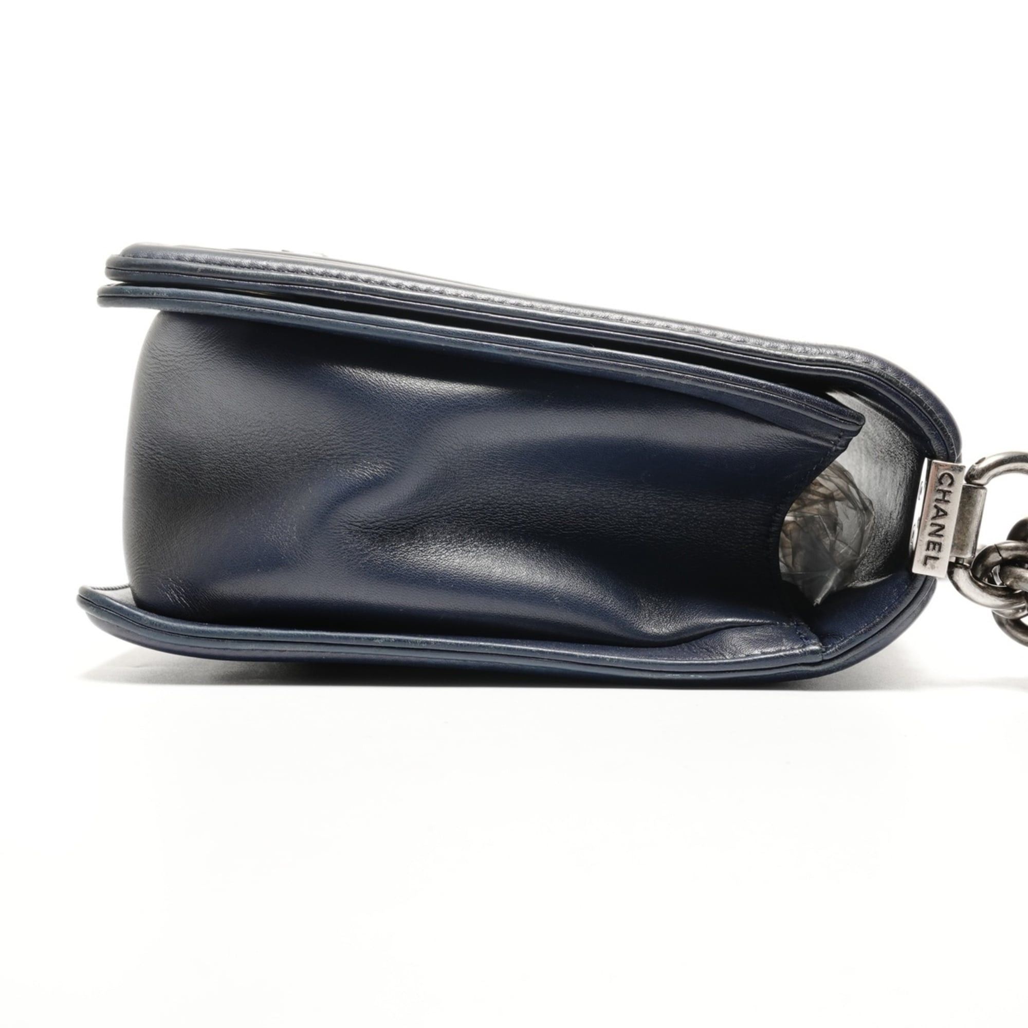 Chanel Chanel Boy Lambskin Shoulder Bag, Navy Size ONE SIZE - 4 Thumbnail