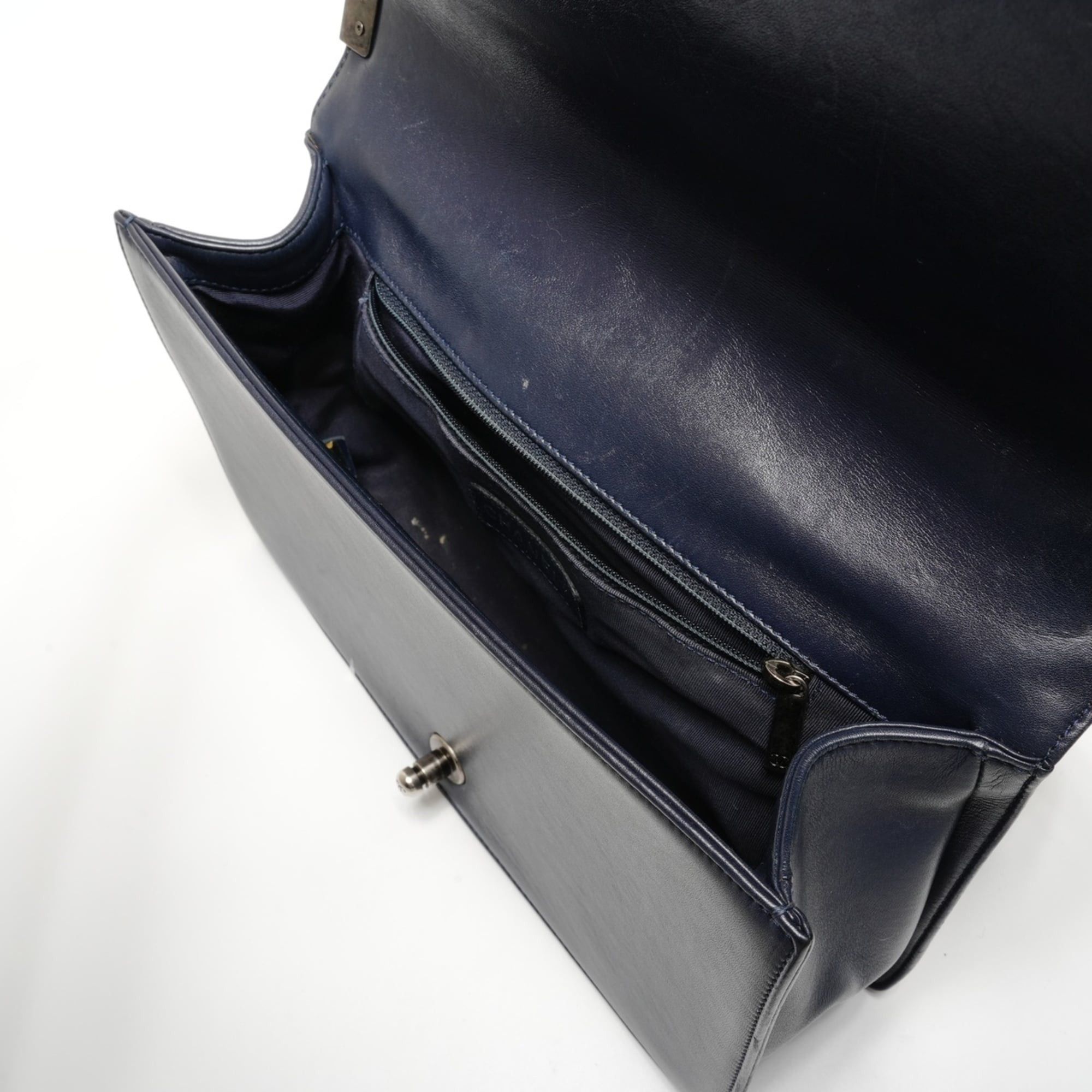 Chanel Chanel Boy Lambskin Shoulder Bag, Navy Size ONE SIZE - 13 Thumbnail