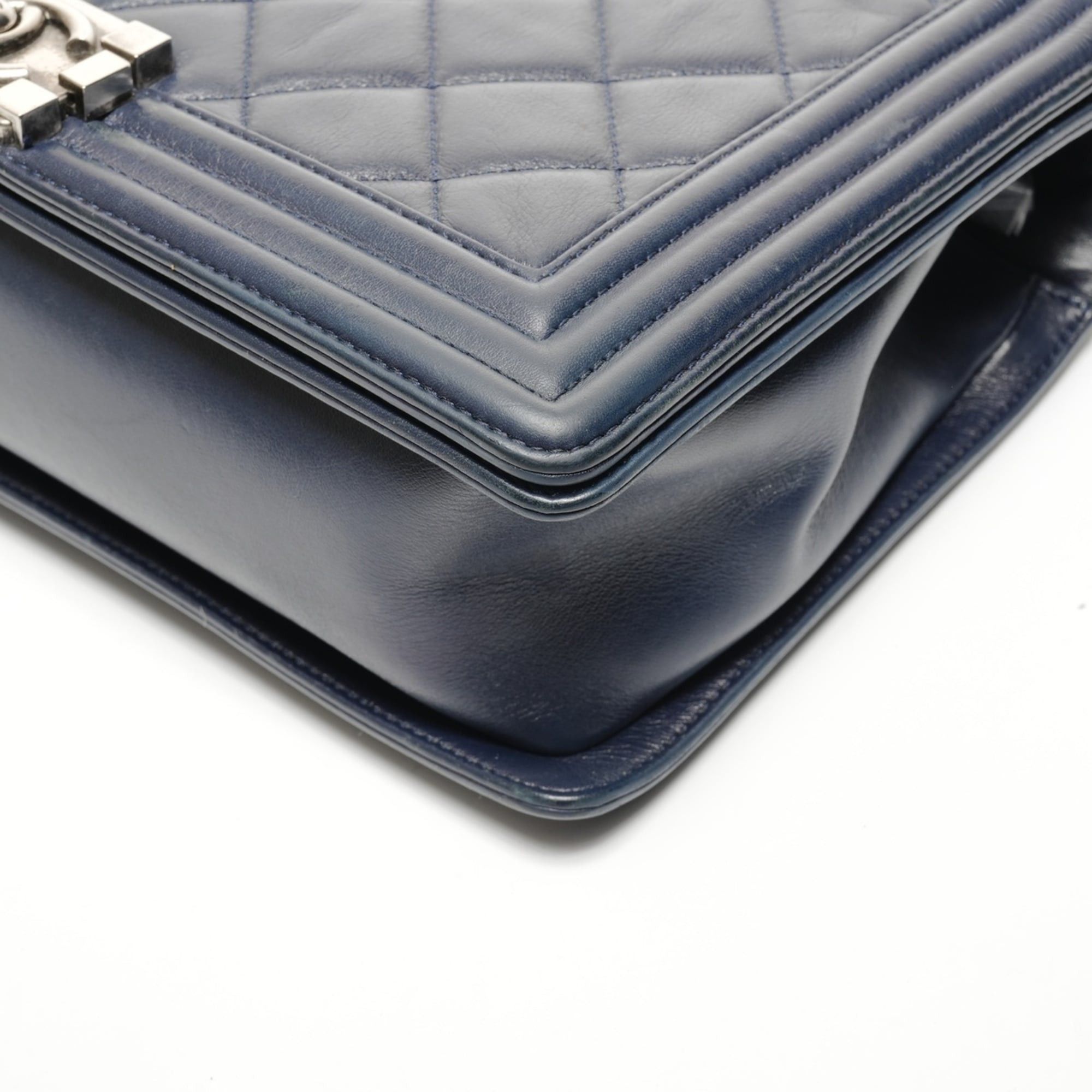 Chanel Chanel Boy Lambskin Shoulder Bag, Navy Size ONE SIZE - 6 Thumbnail