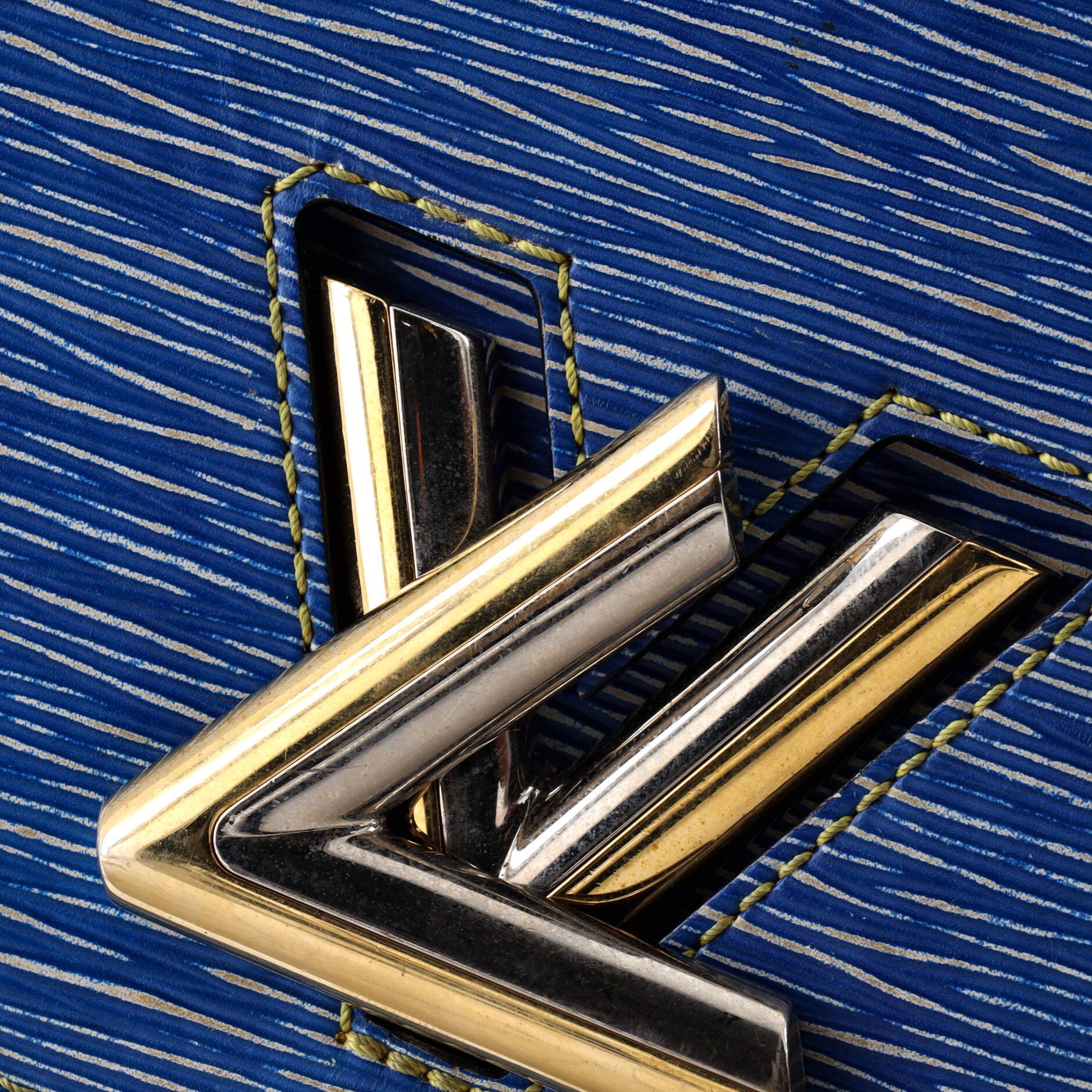Louis Vuitton Twist Handbag Size ONE SIZE - 7 Thumbnail