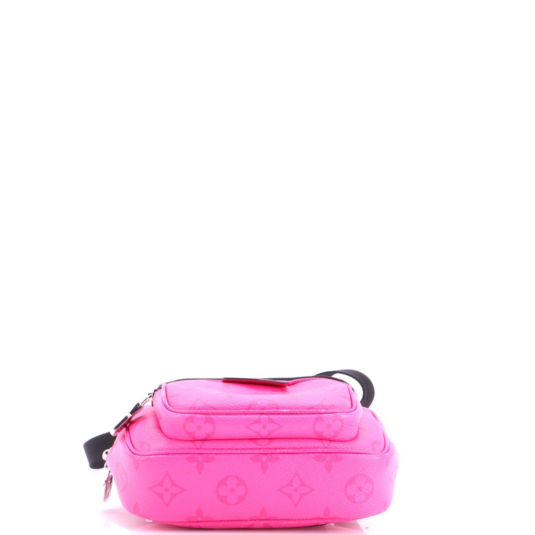 Louis Vuitton Outdoor Pouch Size ONE SIZE - 4 Thumbnail