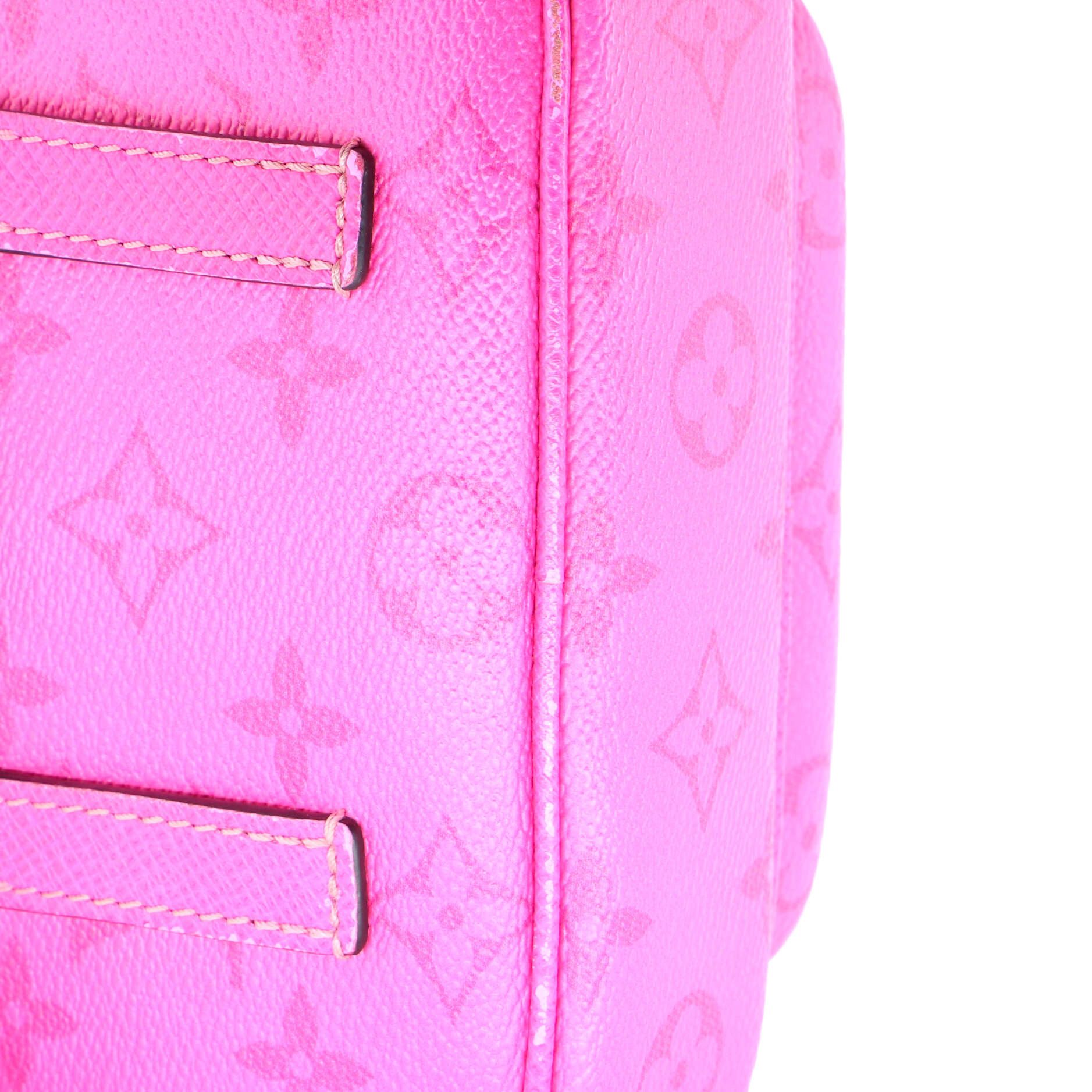 Louis Vuitton Outdoor Pouch Size ONE SIZE - 6 Thumbnail