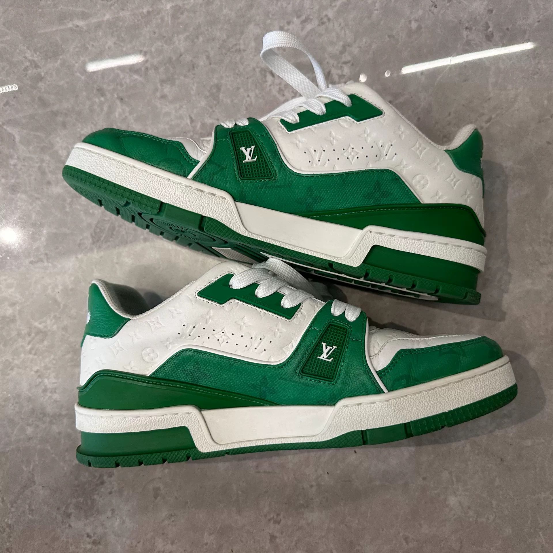 Louis Vuitton Louis Vuitton Training Green Lowtop Sneakers 7 Men Size US 7 / EU 40 - 3 Thumbnail