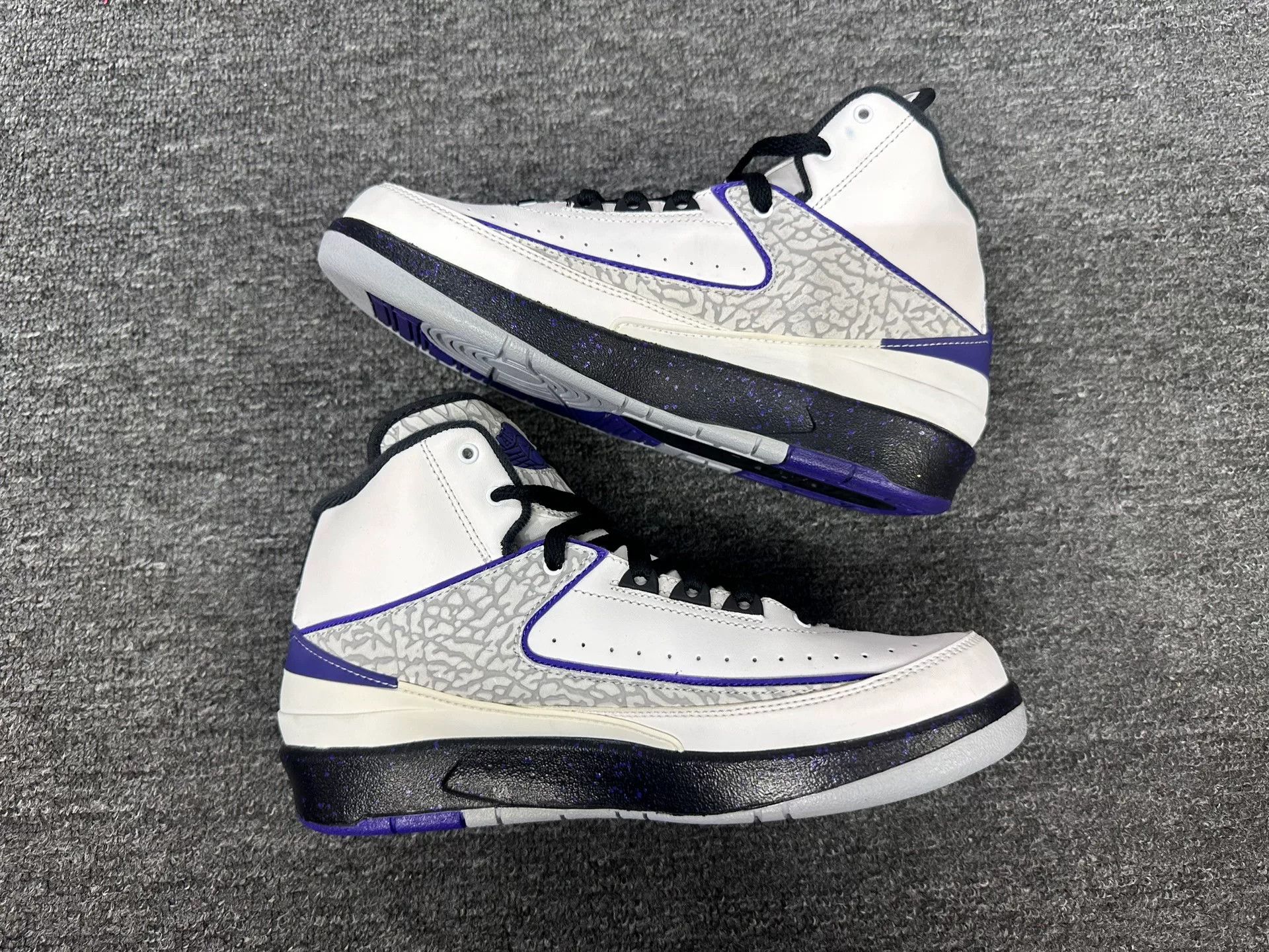 Nike Nike White Lowtop Sneakers 7.5 Men Size US 7.5 / EU 40-41 - 3 Thumbnail