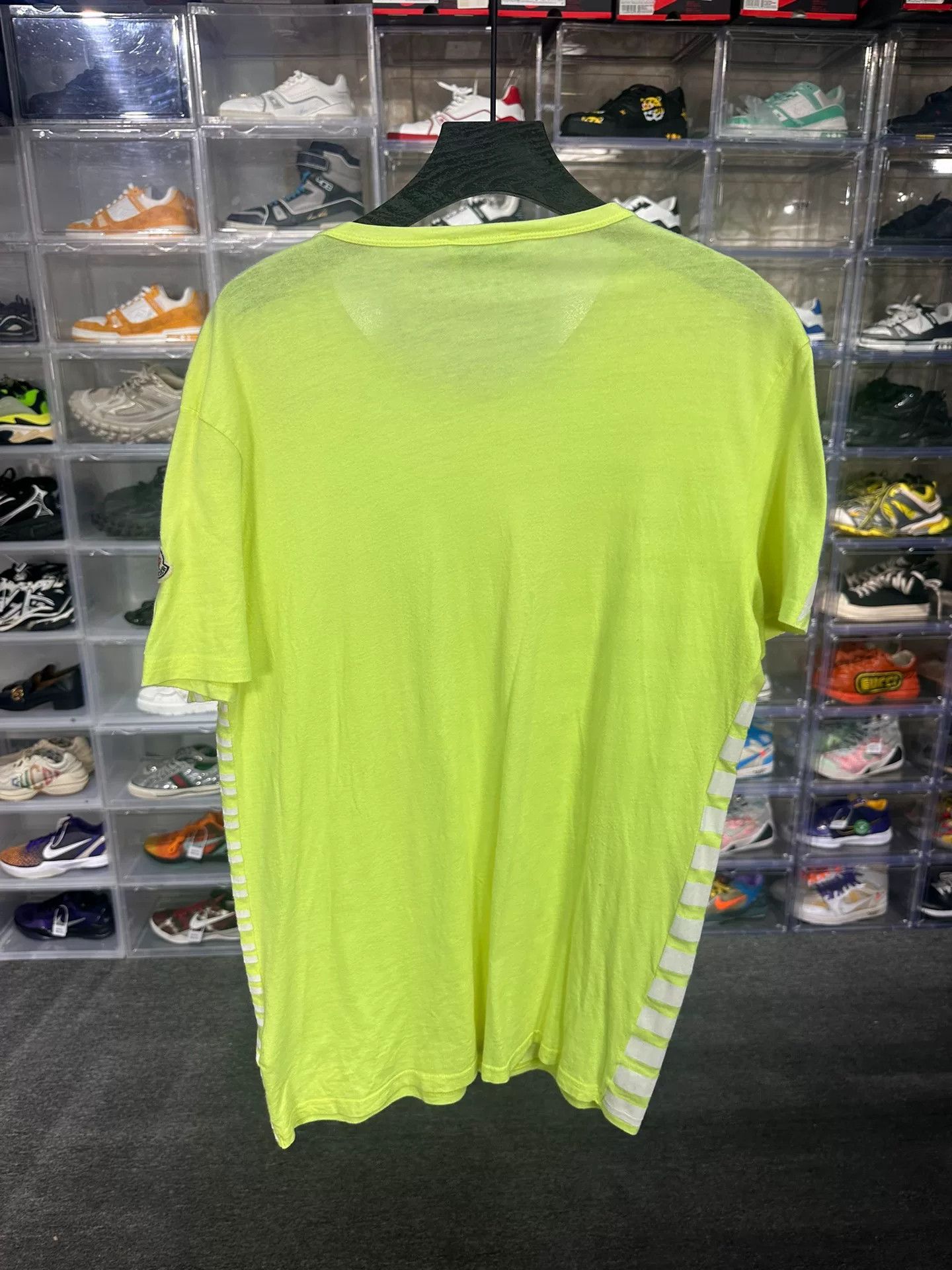 Moncler Moncler Yellow T-Shirt L Women Size L / US 10 / IT 46 - 2 Thumbnail