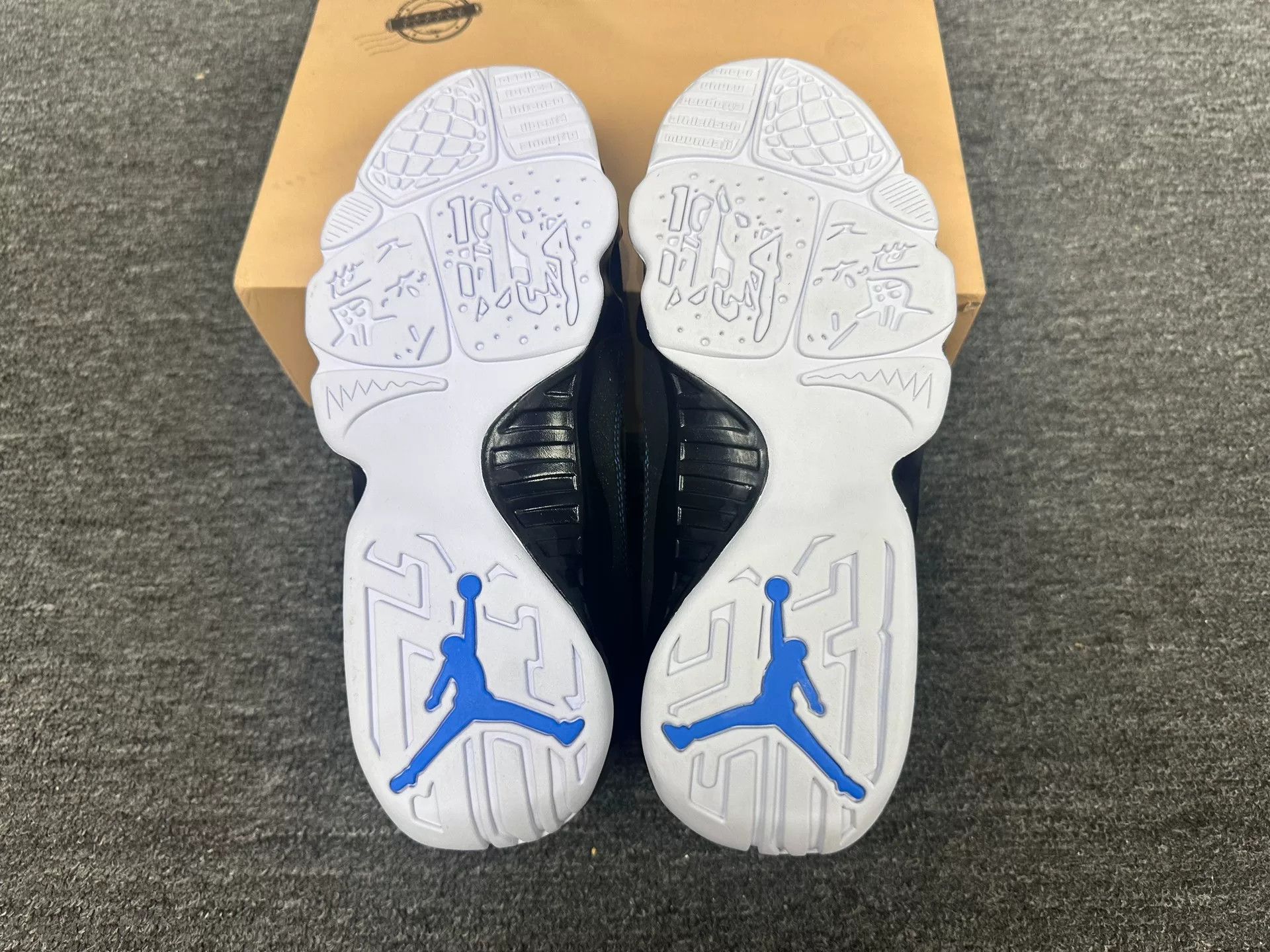 Nike Nike Blue Lowtop Sneakers 7.5 Men Size US 7.5 / EU 40-41 - 6 Thumbnail