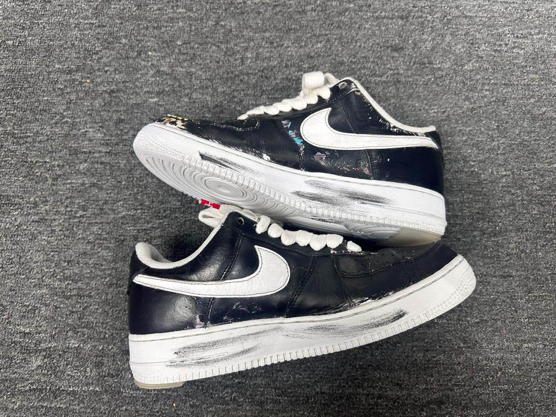 Nike Nike Lowtop Sneakers 10.5 Men Size US 10.5 / EU 43-44 - 3 Thumbnail