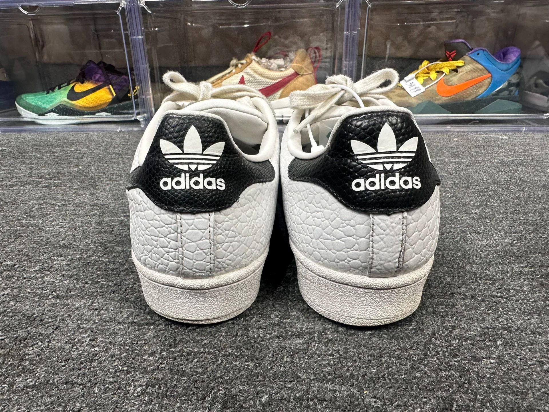 Adidas Adidas Lowtop Sneakers 10 Men Size US 10 / EU 43 - 5 Thumbnail