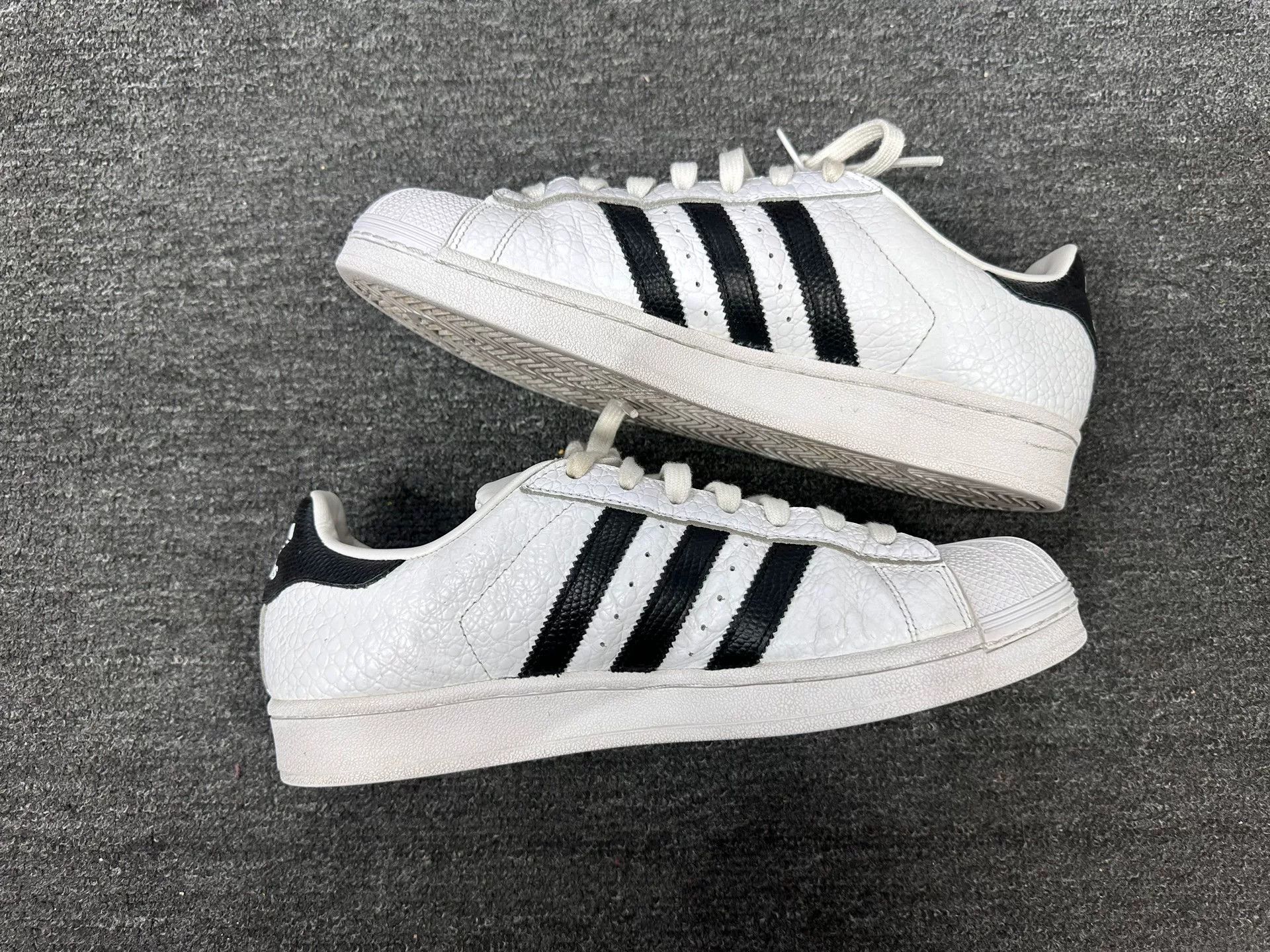 Adidas Adidas Lowtop Sneakers 10 Men Size US 10 / EU 43 - 3 Thumbnail