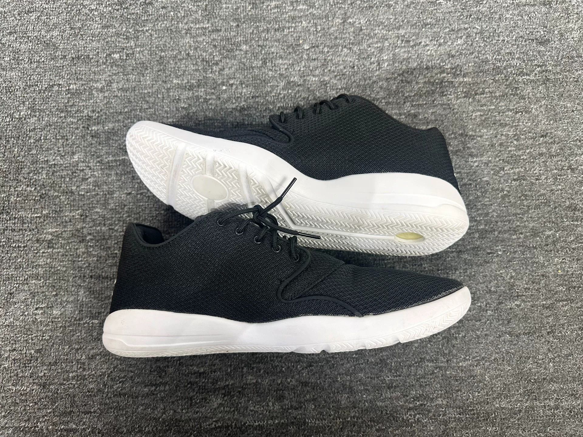 Nike Nike Black Lowtop Sneakers 14 Men Size US 14 / EU 47 - 3 Thumbnail