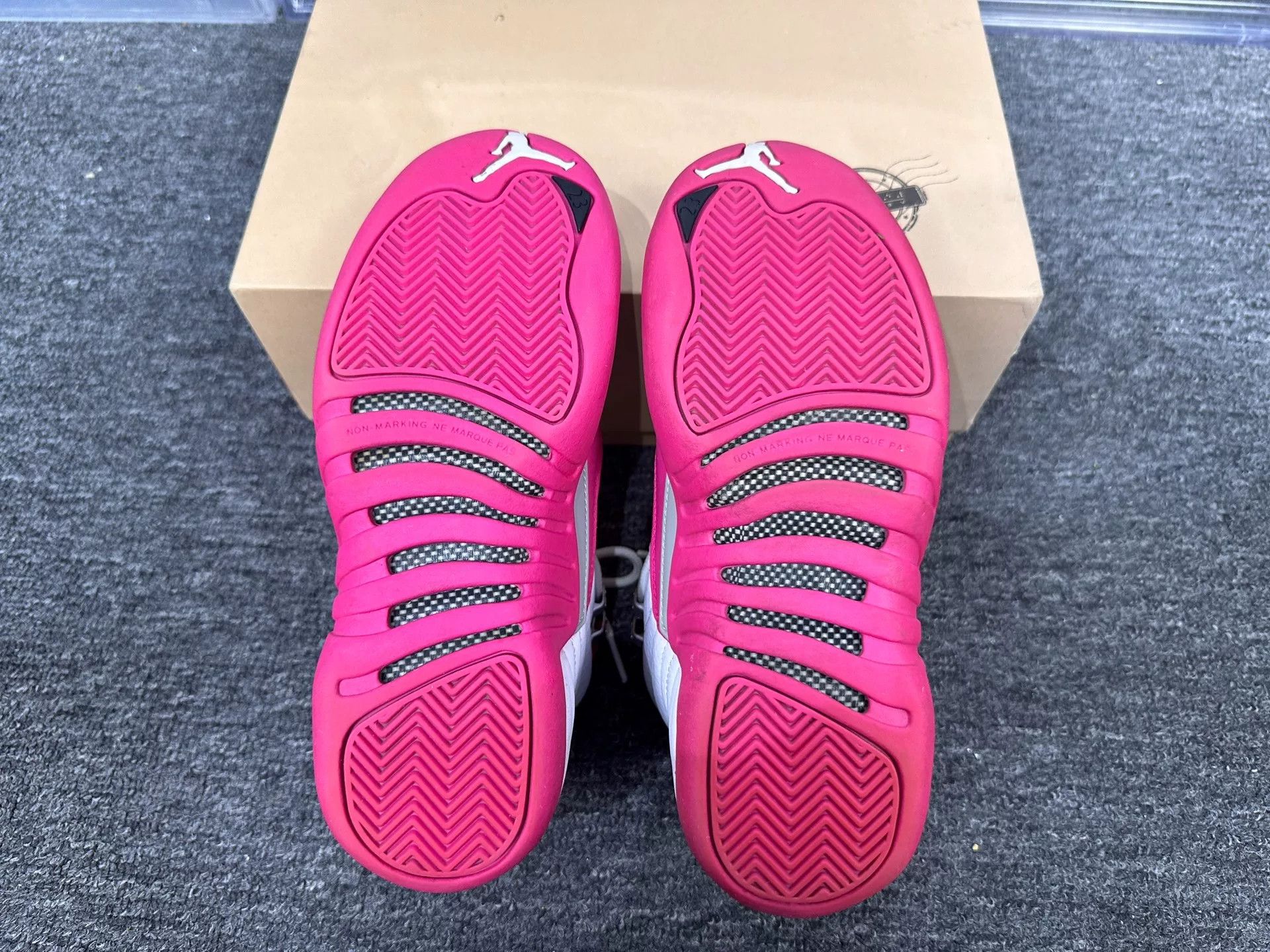 Nike Nike Pink Lowtop Sneakers 5 Men Size US 5 / EU 37 - 6 Thumbnail