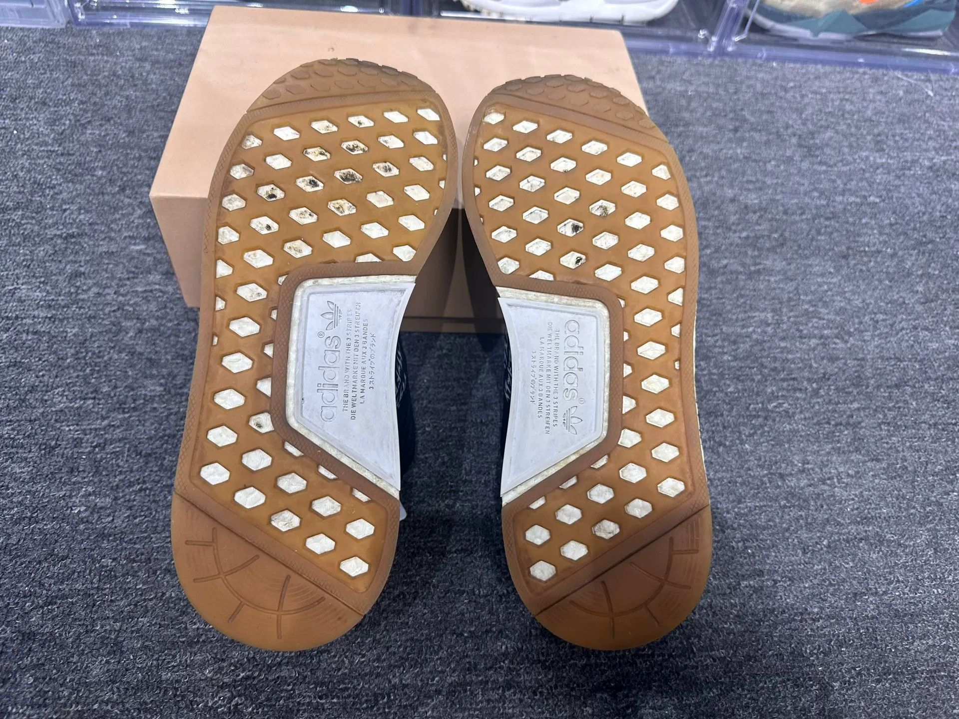 Adidas Adidas Lowtop Sneakers 10.5 Men Size US 10.5 / EU 43-44 - 6 Thumbnail