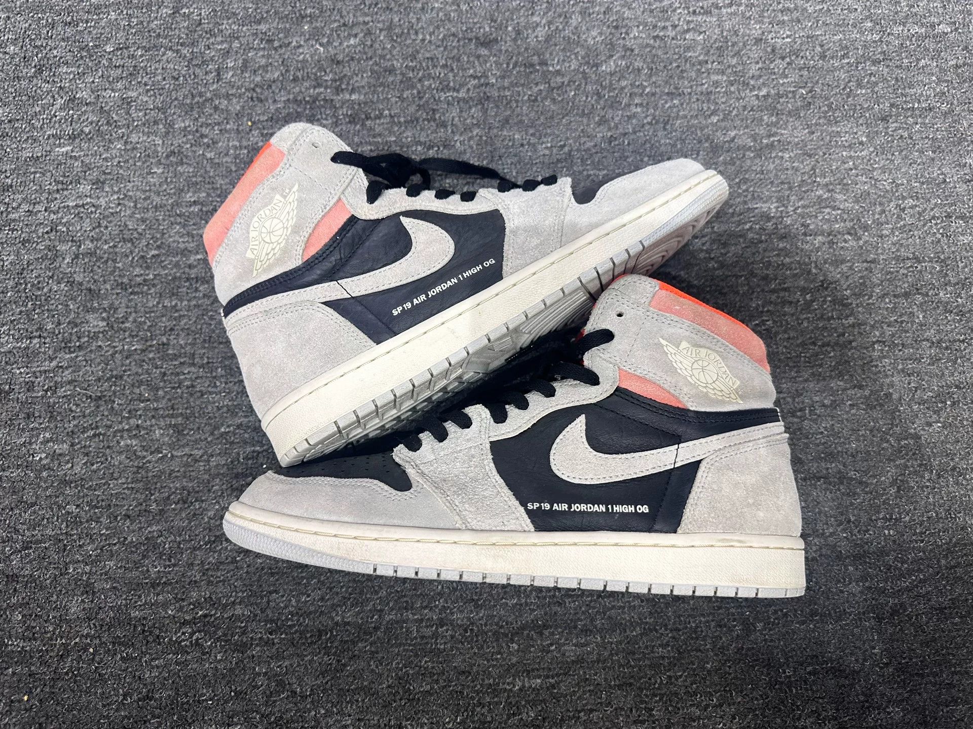 Nike Nike Suede Gray Lowtop Sneakers 10.5 Men Size US 10.5 / EU 43-44 - 2 Thumbnail